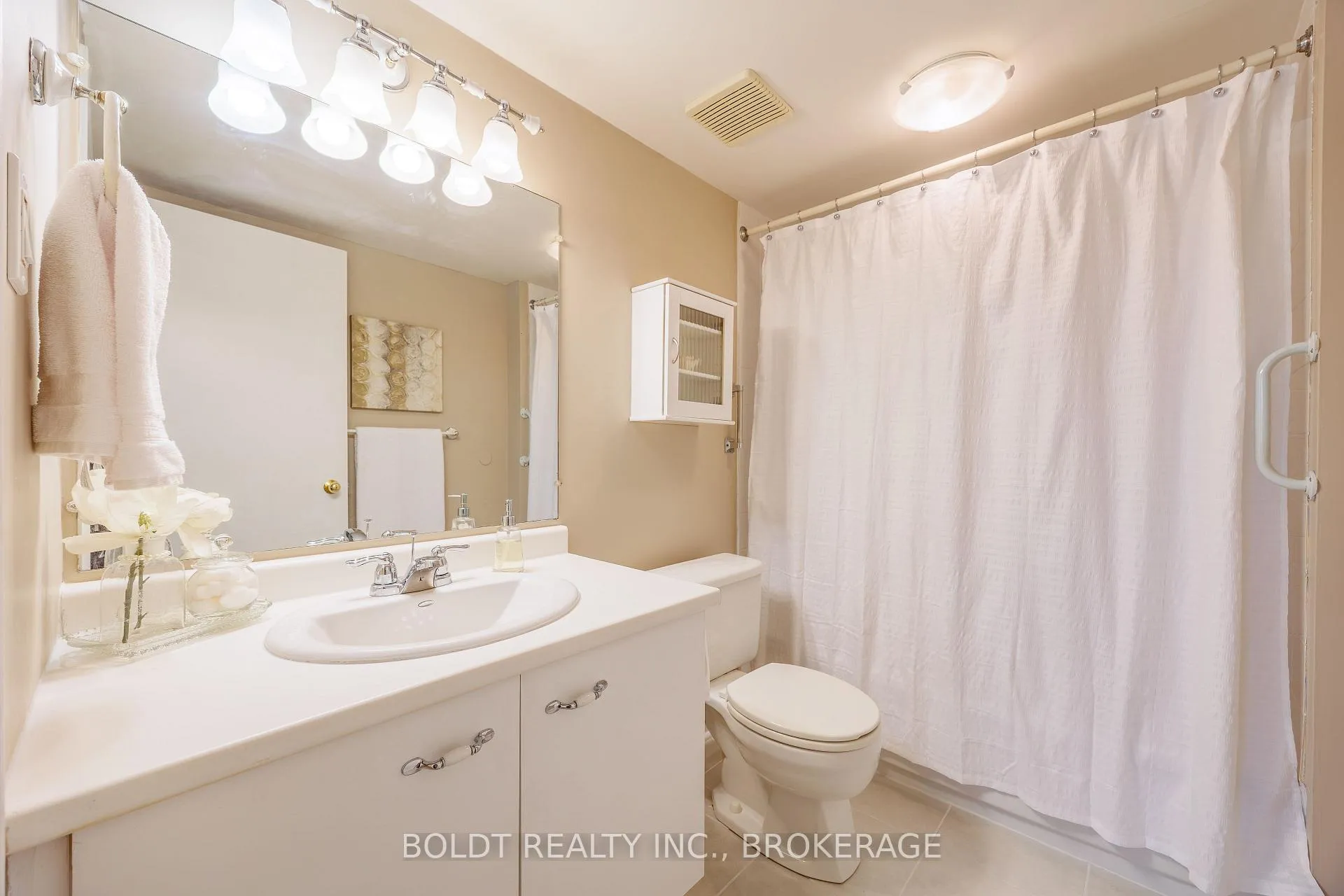 Photo 17 of Unit 313, 78 Roehampton Avenue, St. Catharines, Carlton/Bunting — HOMEH