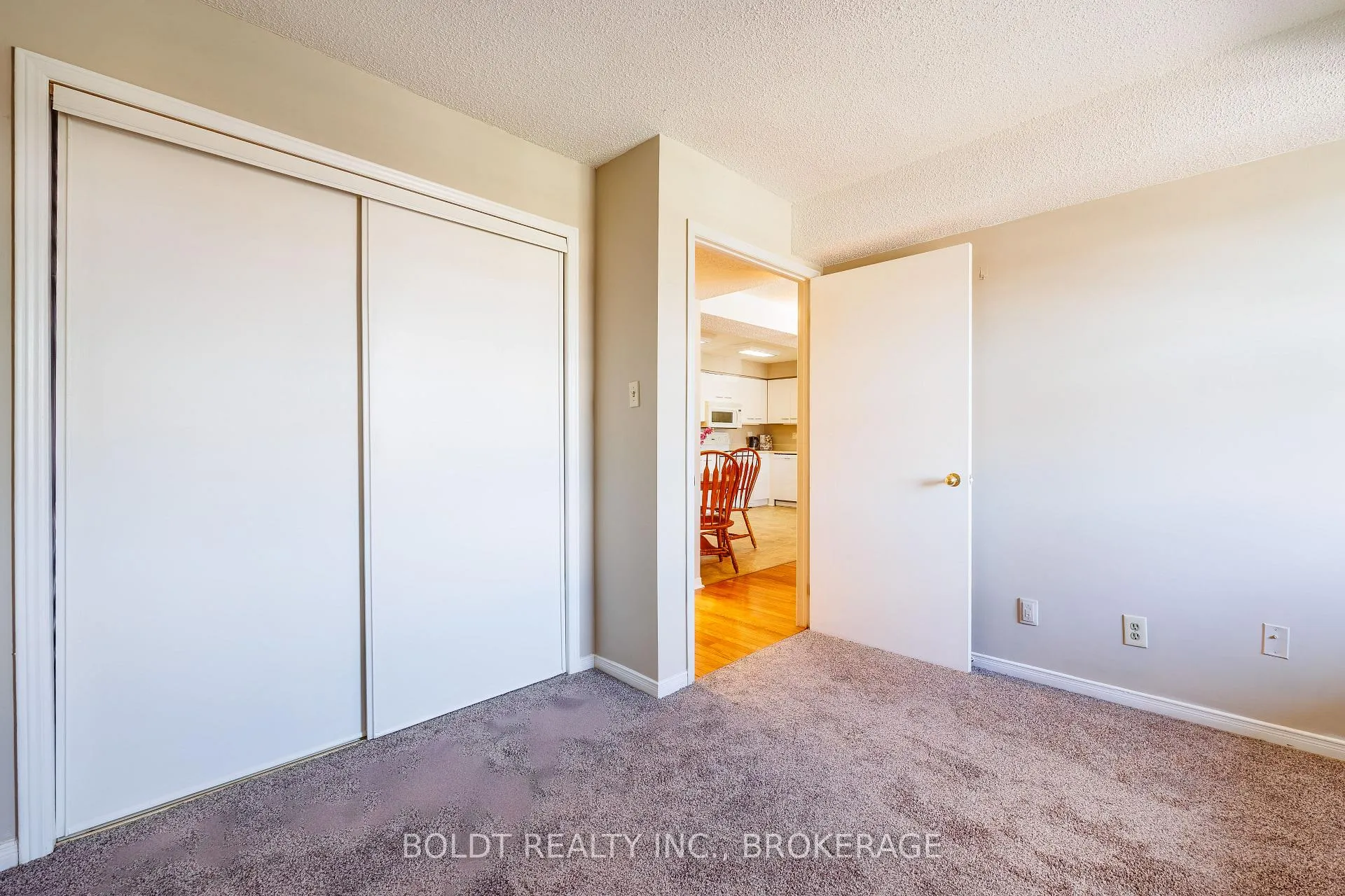Photo 19 of Unit 313, 78 Roehampton Avenue, St. Catharines, Carlton/Bunting — HOMEH