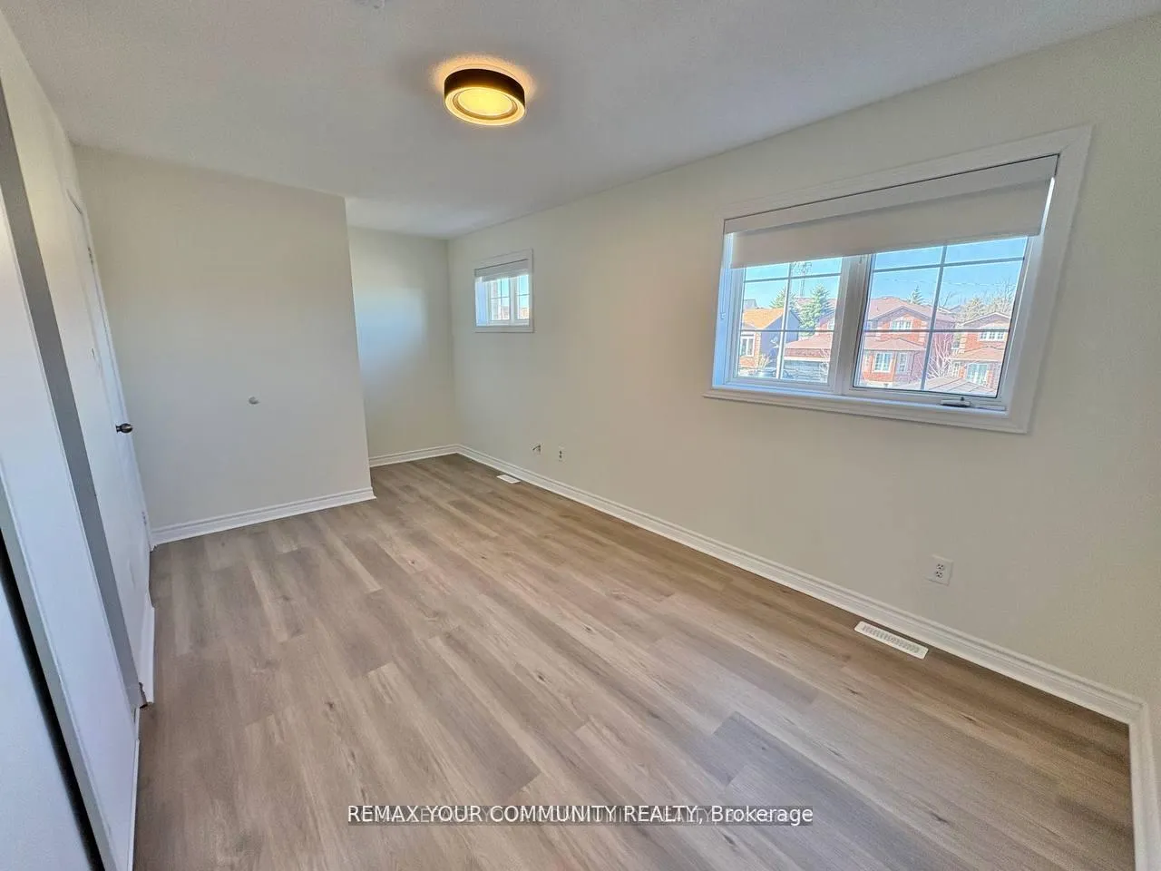 Photo 19 of 52 Stanley Street, Barrie, East Bayfield — HOMEH