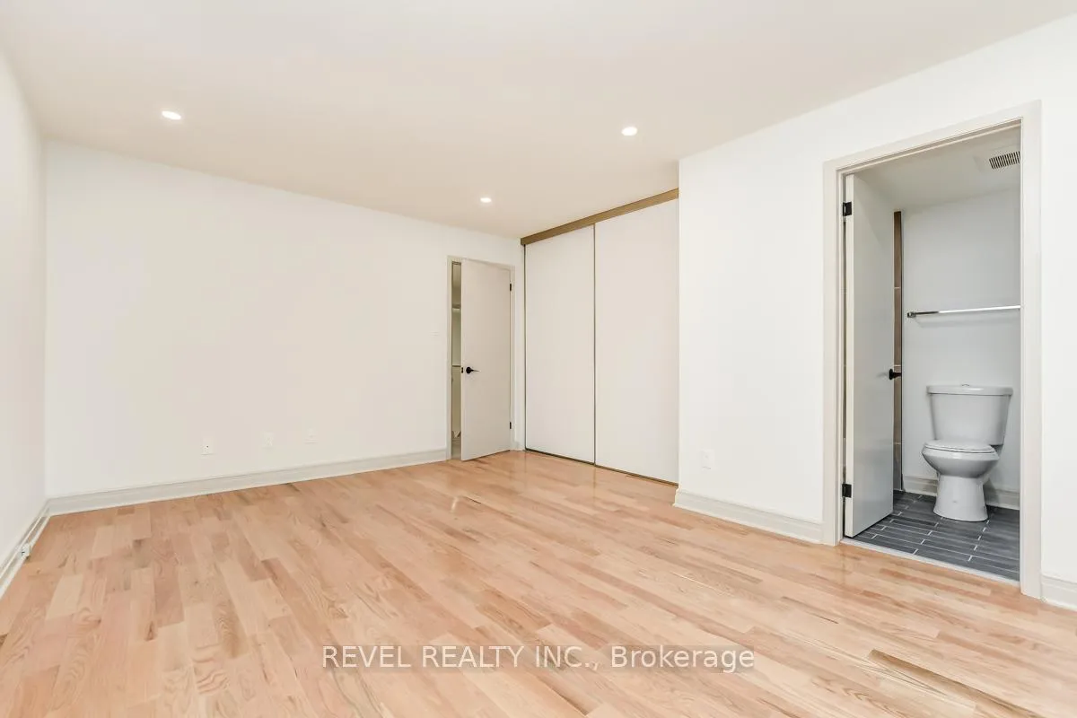 Photo 12 of 5 Sandhurst Court, Ottawa, Mooneys Bay/Riverside Park — HOMEH