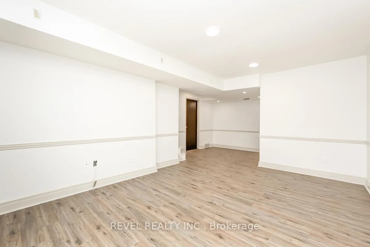 Photo 16 of 5 Sandhurst Court, Ottawa, Mooneys Bay/Riverside Park — HOMEH