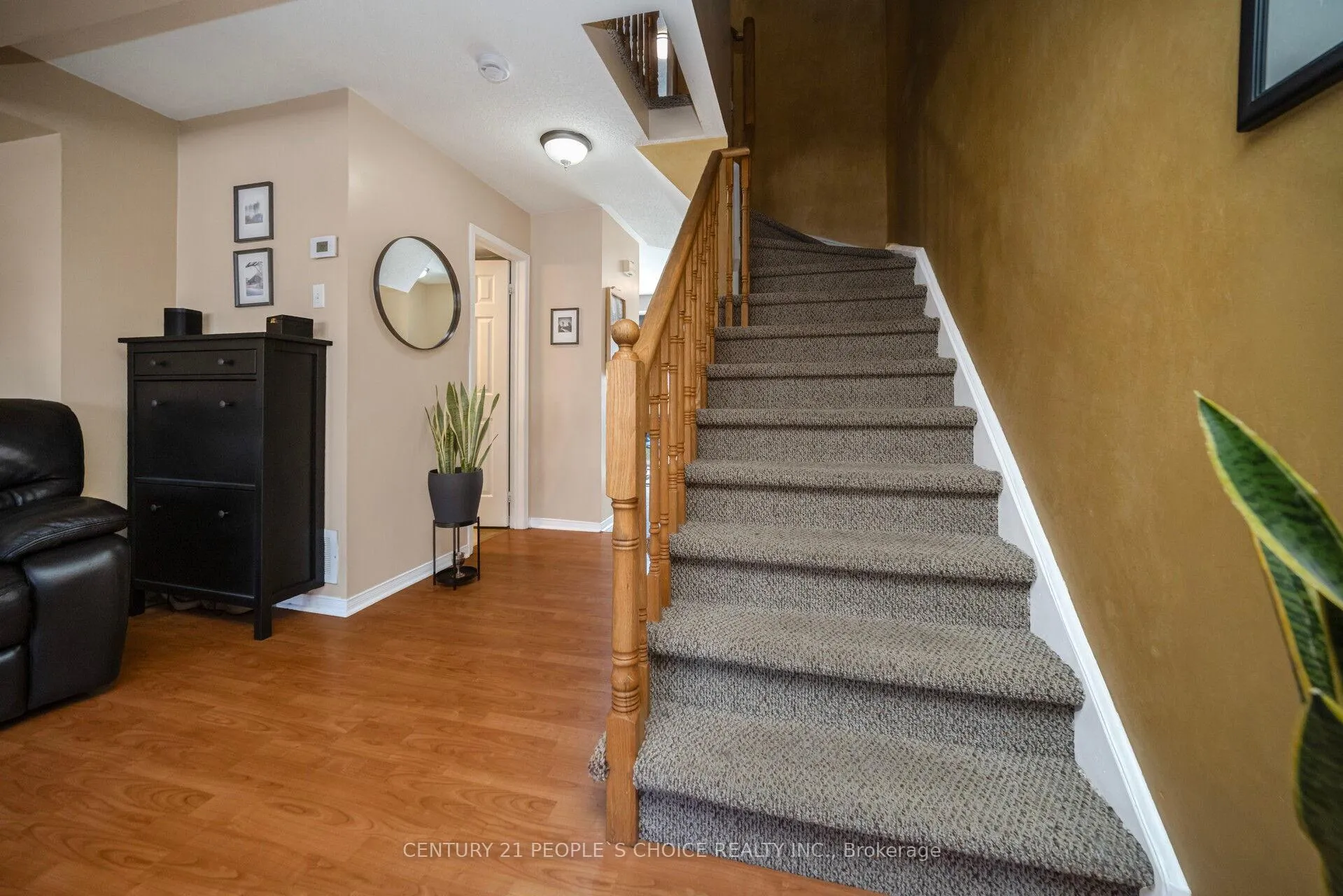 Photo 21 of 119 Spadina Road, Brampton, Brampton West — HOMEH
