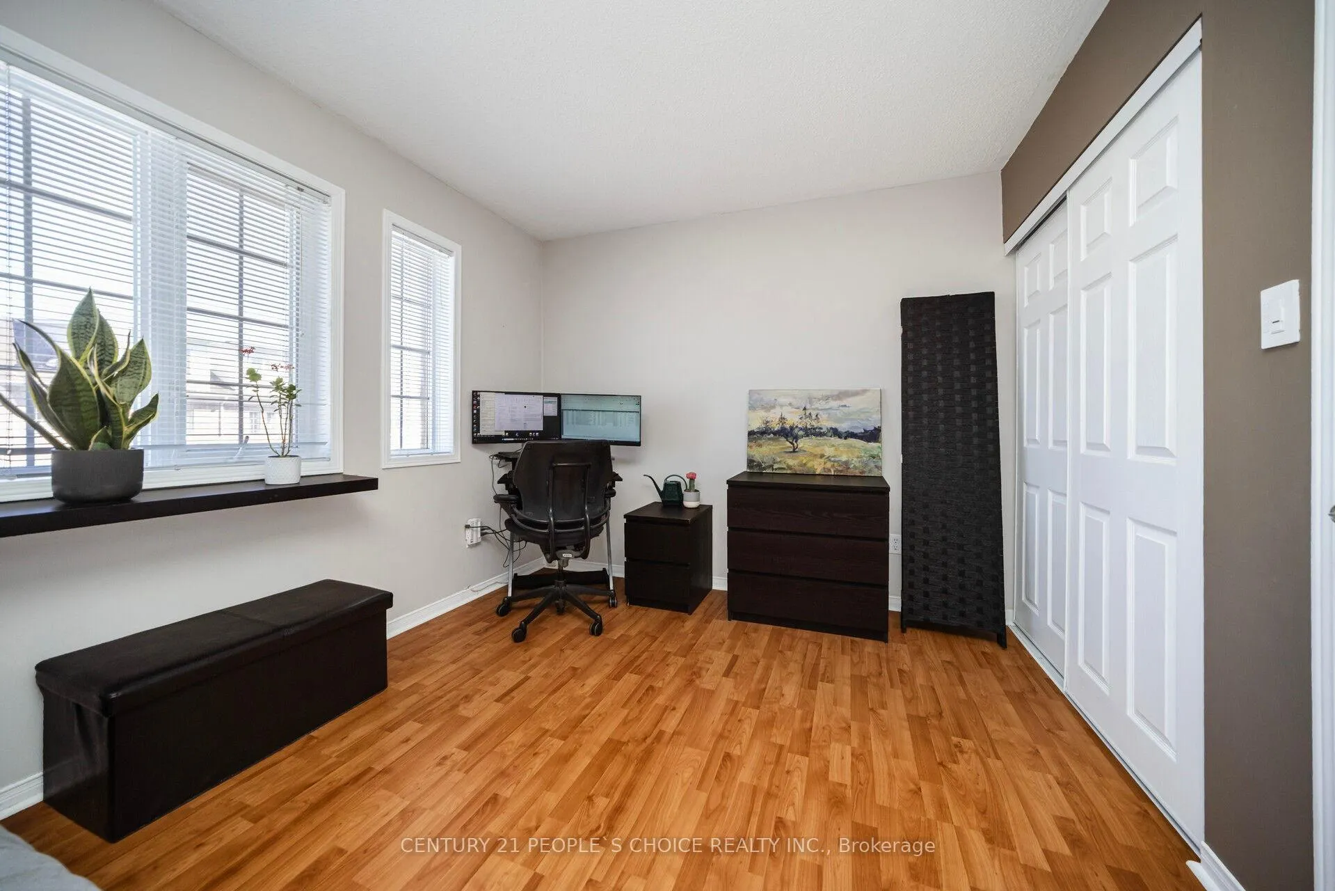 Photo 30 of 119 Spadina Road, Brampton, Brampton West — HOMEH