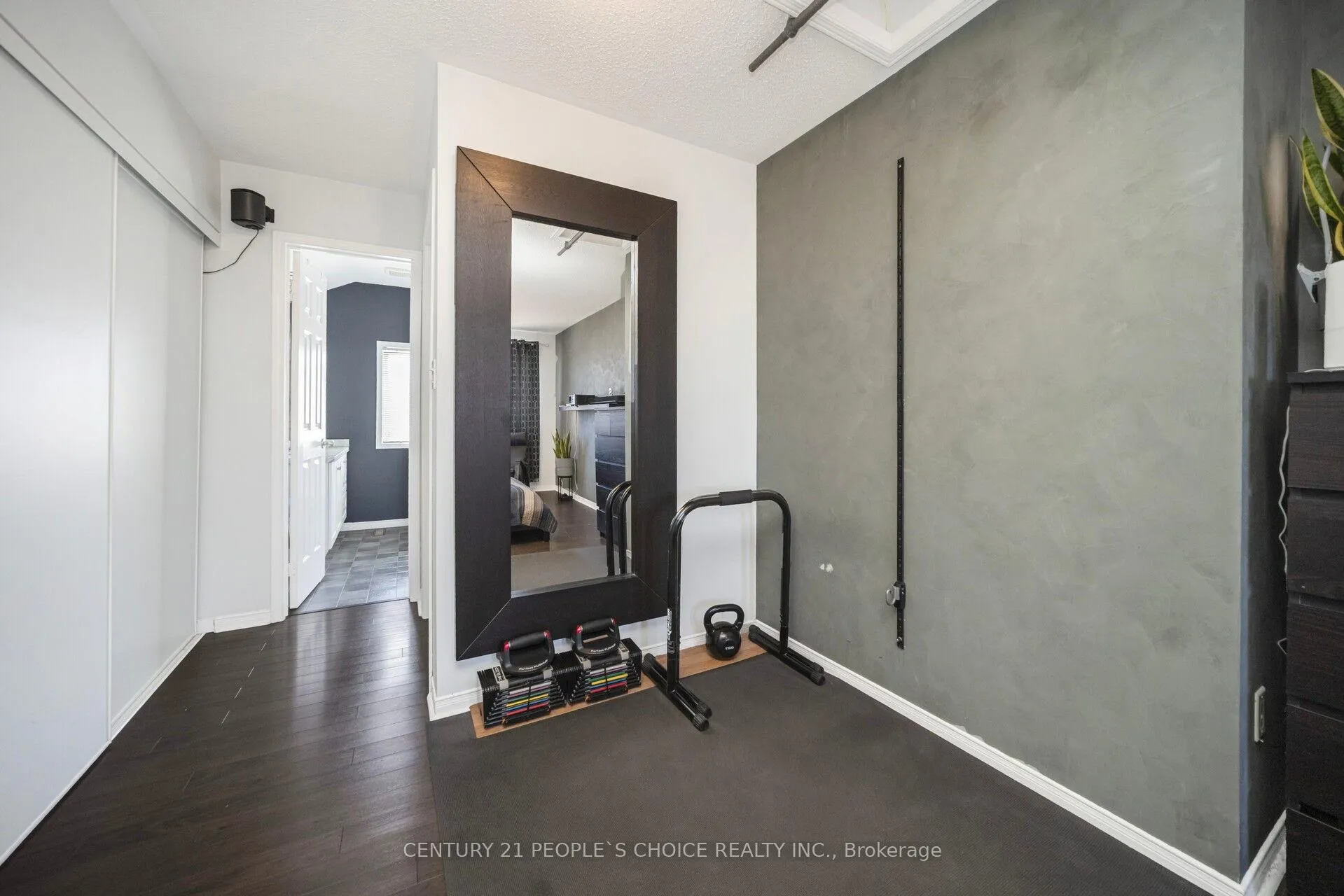 Photo 37 of 119 Spadina Road, Brampton, Brampton West — HOMEH