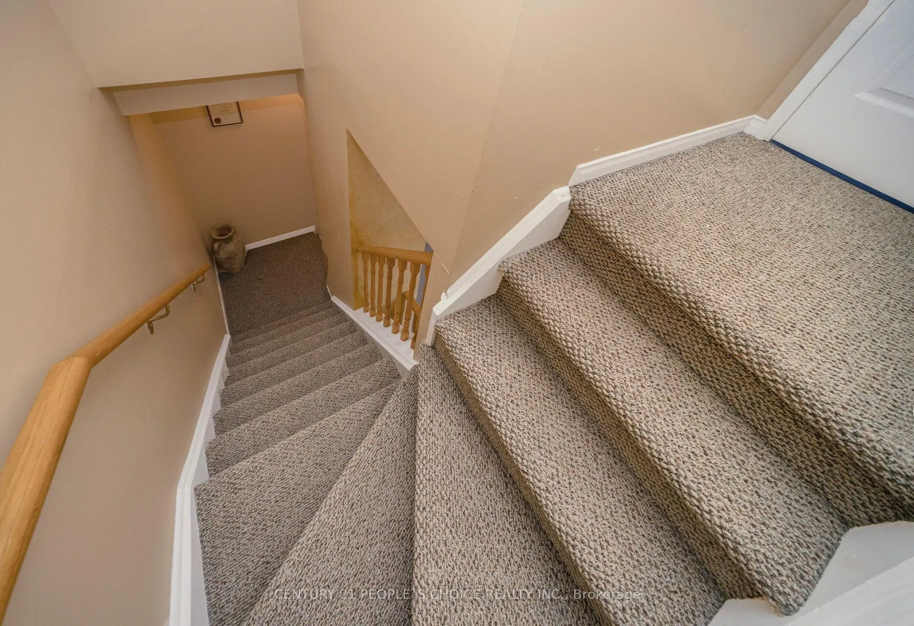 Photo 42 of 119 Spadina Road, Brampton, Brampton West — HOMEH