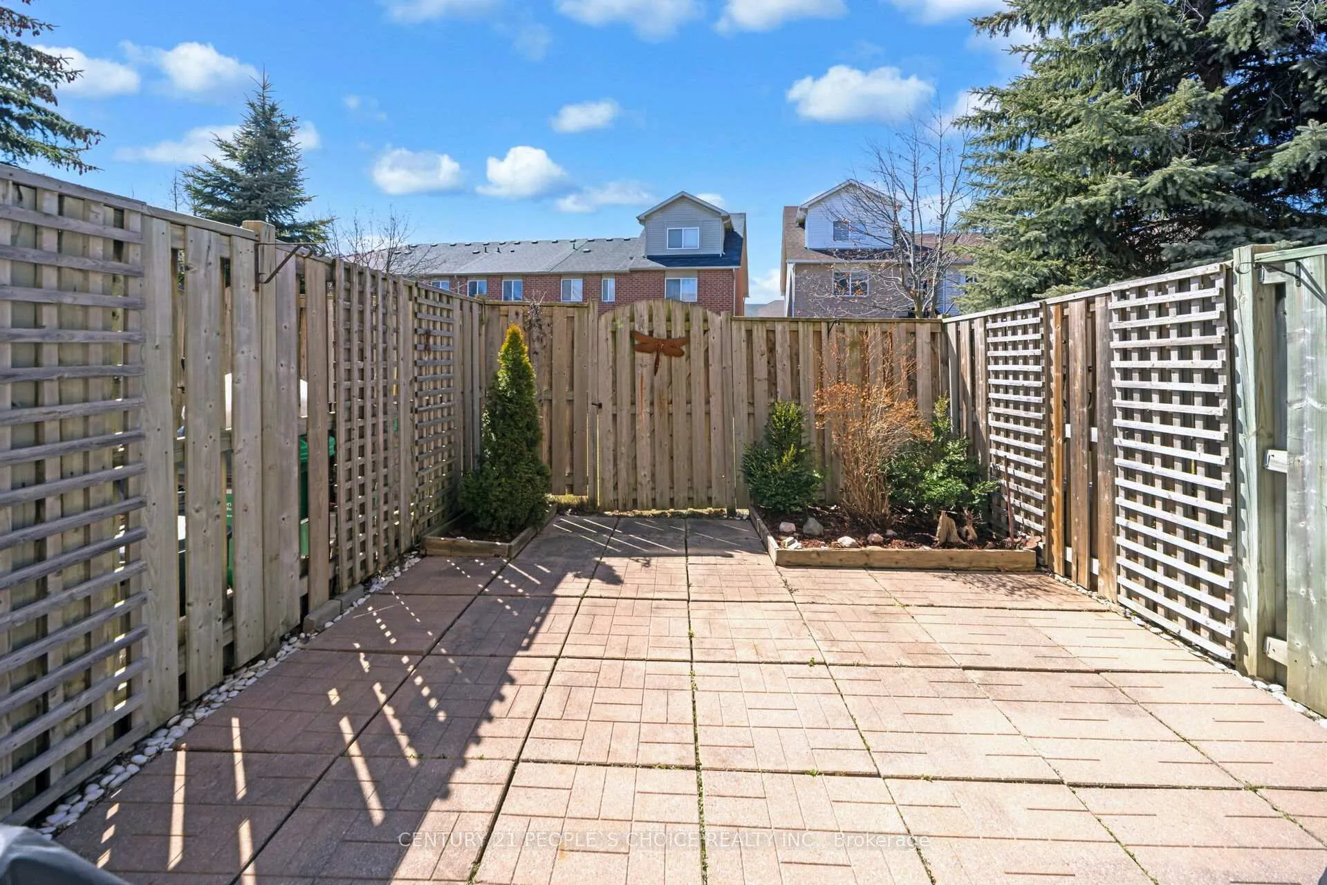 Photo 43 of 119 Spadina Road, Brampton, Brampton West — HOMEH