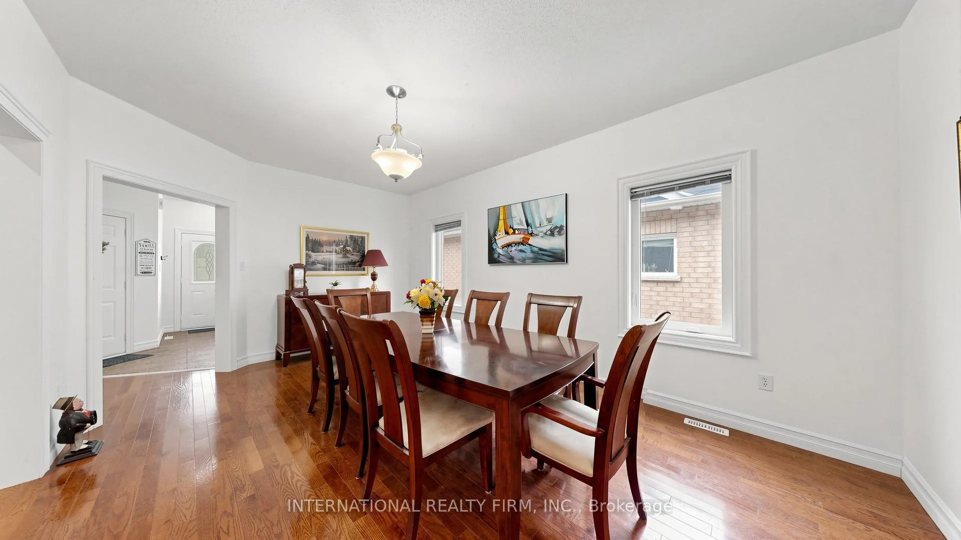 Photo 8 of 14 Stuart Avenue, Barrie, Innis-Shore — HOMEH