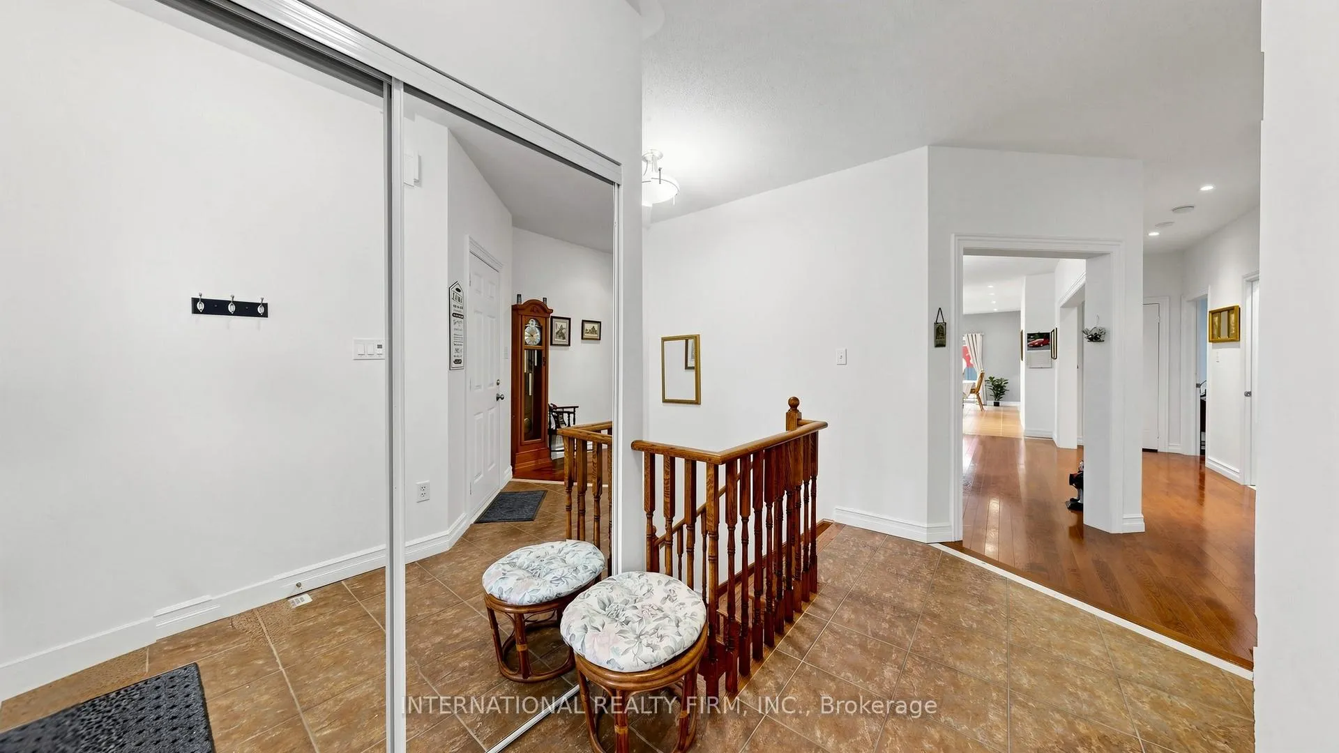 Photo 17 of 14 Stuart Avenue, Barrie, Innis-Shore — HOMEH