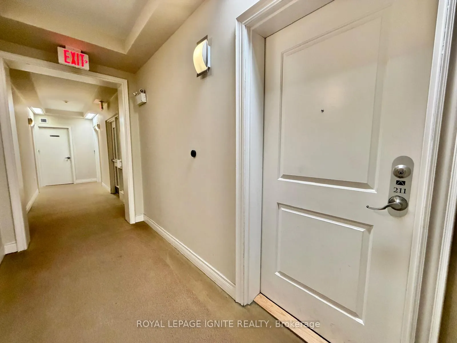 Photo 4 of Unit 211, 5 Sidney Lane, Clarington, Bowmanville — HOMEH