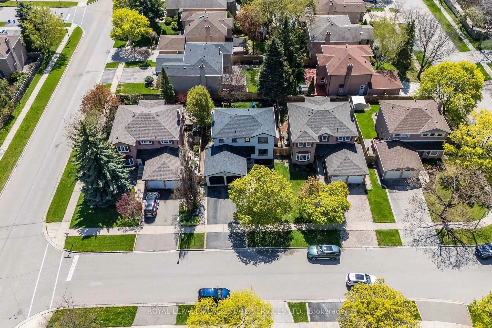 Photo 22 of 280 Nottingham Drive, Oakville, College Park — HOMEH
