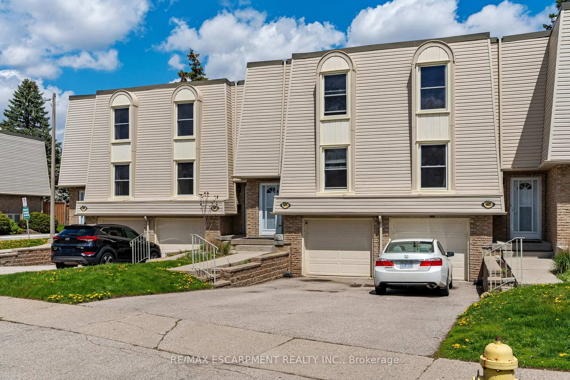 Front of Unit C, 662 Grey Street