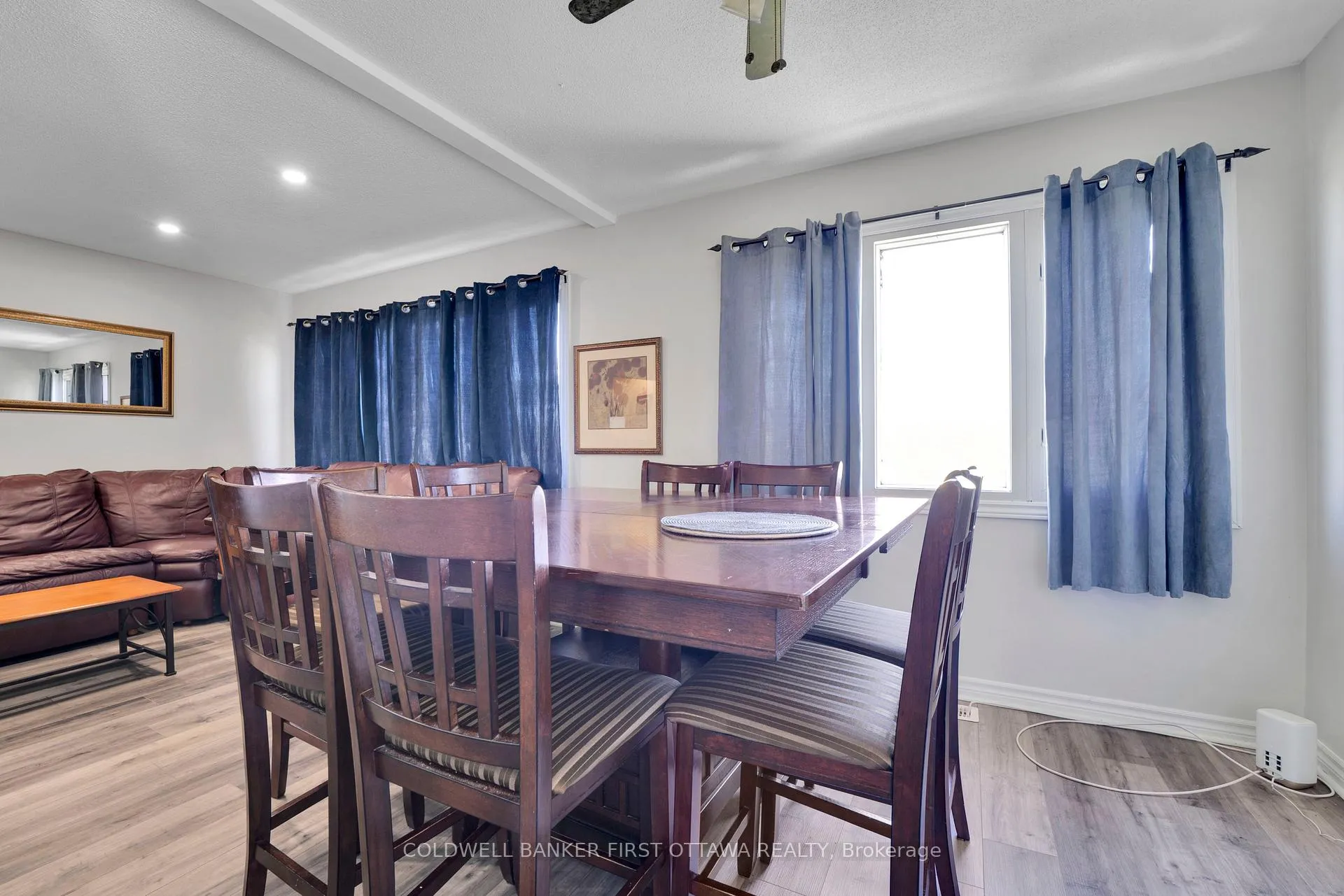 Photo 10 of 876 Balsam Drive, Ottawa, Chatelaine Village — HOMEH