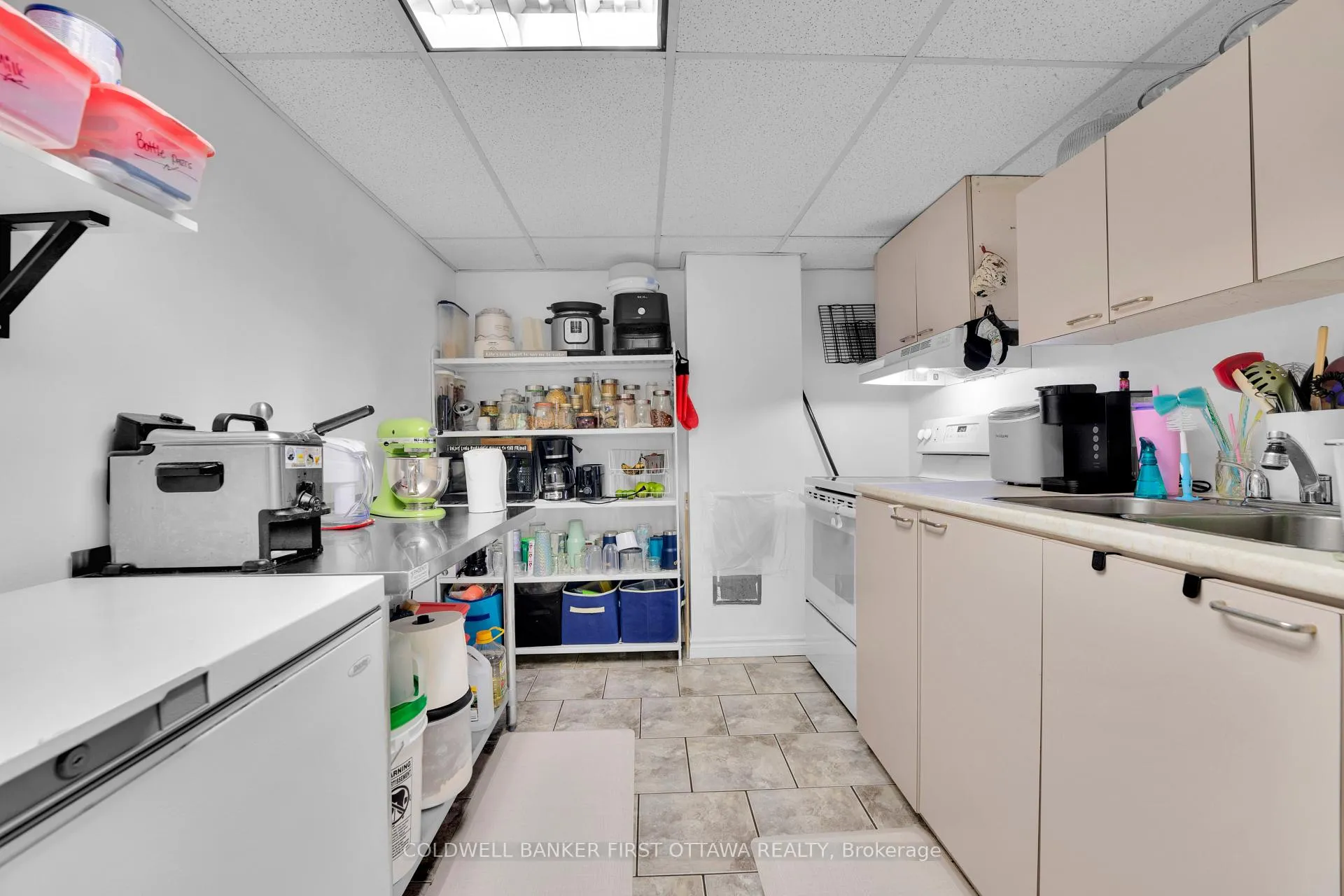 Photo 29 of 876 Balsam Drive, Ottawa, Chatelaine Village — HOMEH