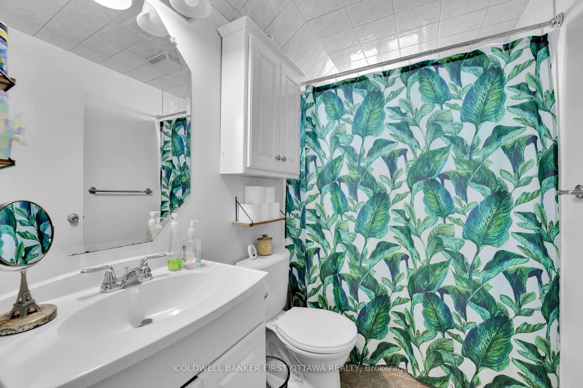 Photo 33 of 876 Balsam Drive, Ottawa, Chatelaine Village — HOMEH