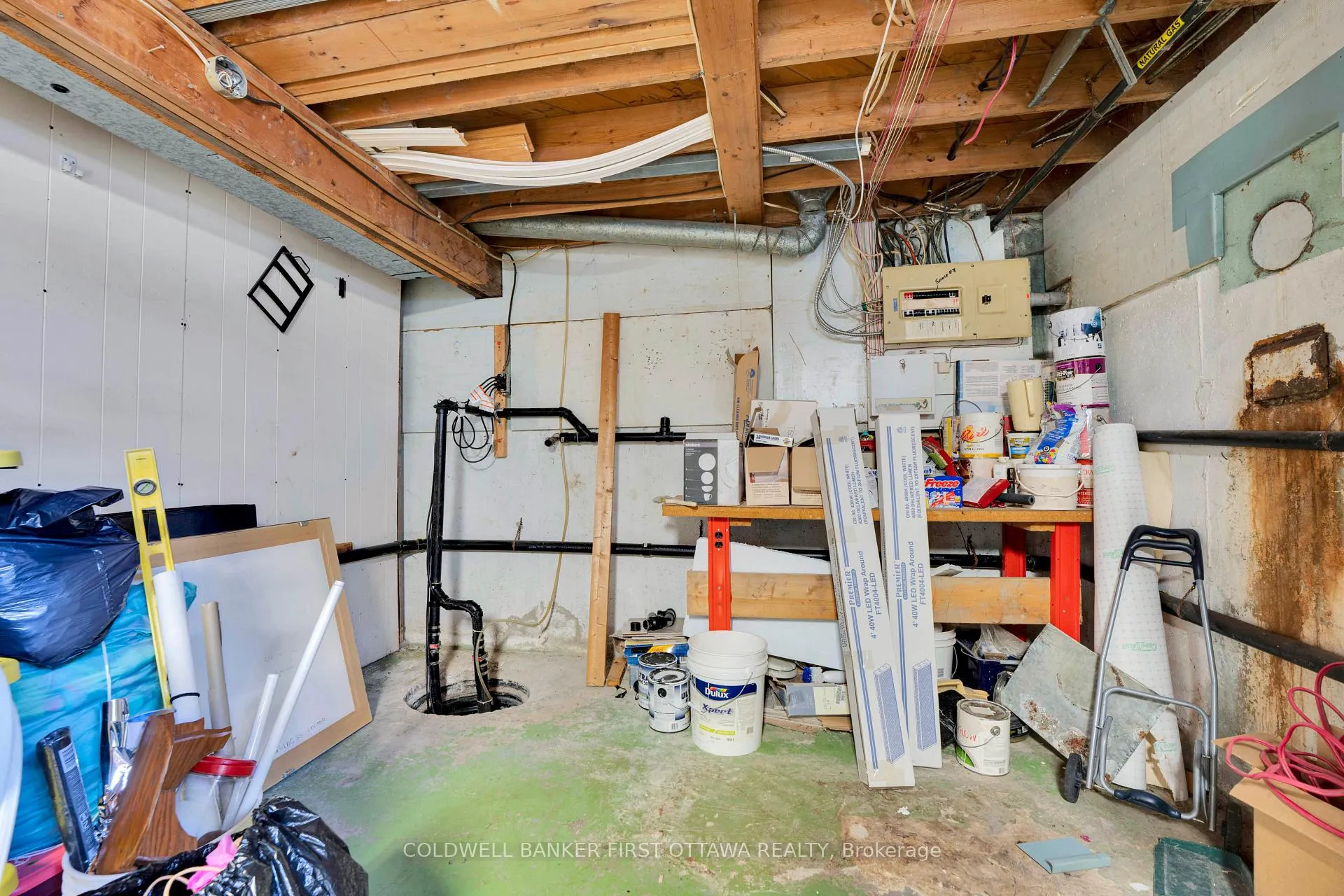 Photo 38 of 876 Balsam Drive, Ottawa, Chatelaine Village — HOMEH
