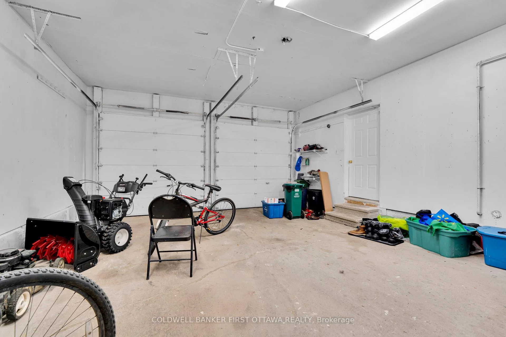 Photo 40 of 876 Balsam Drive, Ottawa, Chatelaine Village — HOMEH