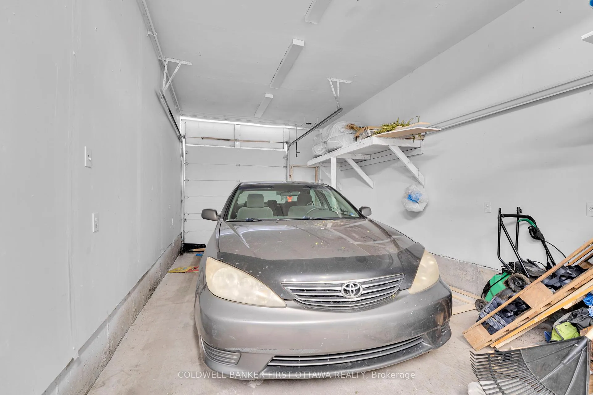 Photo 42 of 876 Balsam Drive, Ottawa, Chatelaine Village — HOMEH