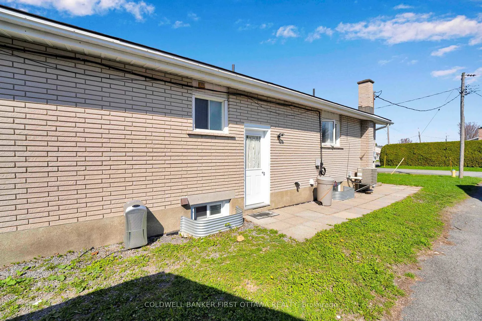 Photo 43 of 876 Balsam Drive, Ottawa, Chatelaine Village — HOMEH