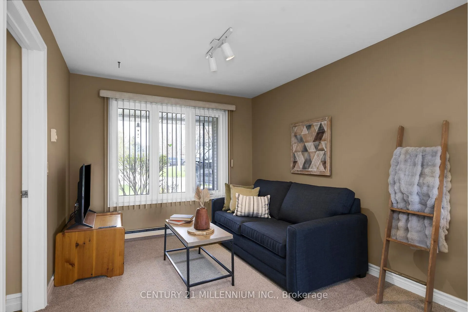 Photo 22 of 34 Millwood Road, Erin — HOMEH