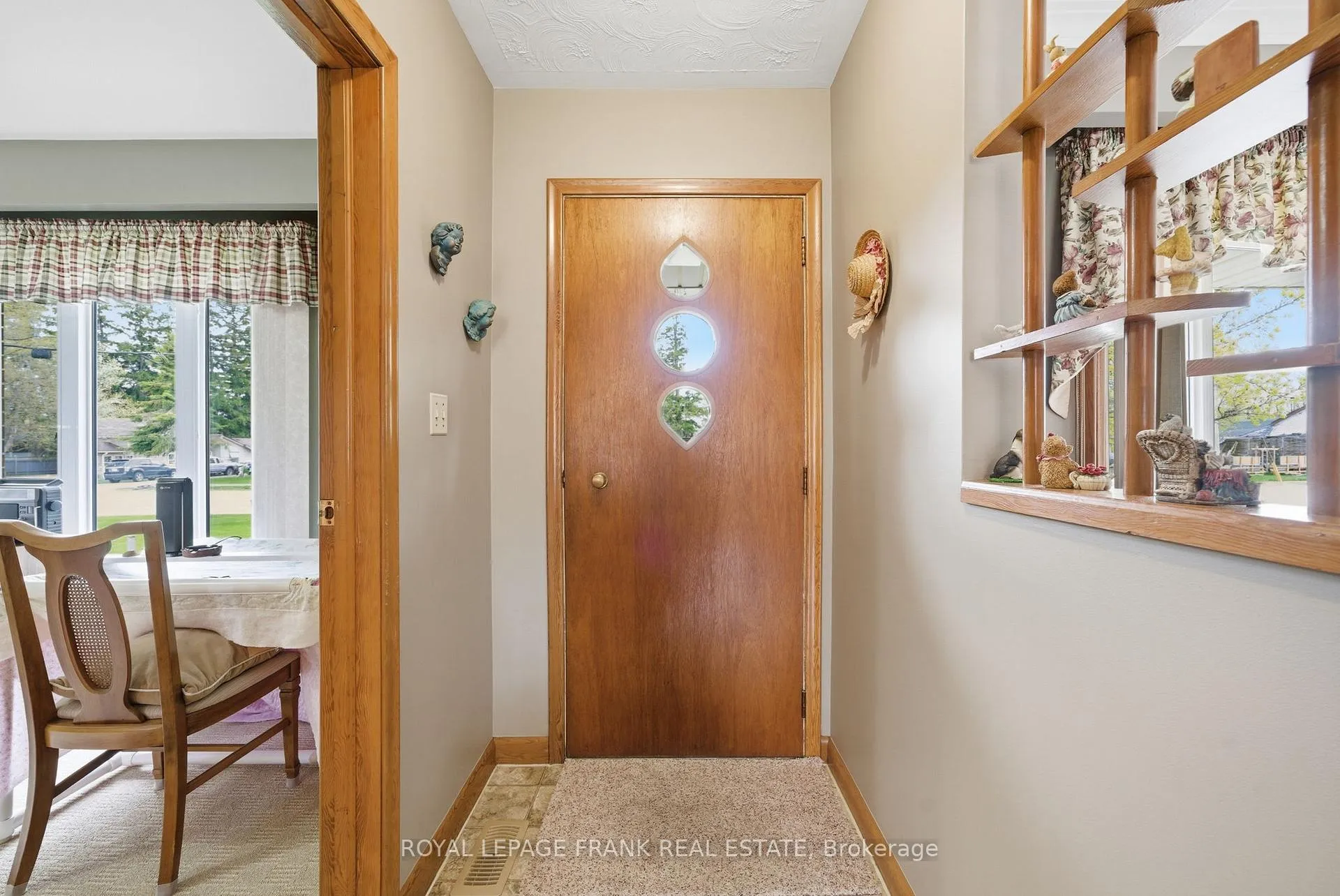 Photo 7 of 958 Eldon Road, Kawartha Lakes, Oakwood — HOMEH