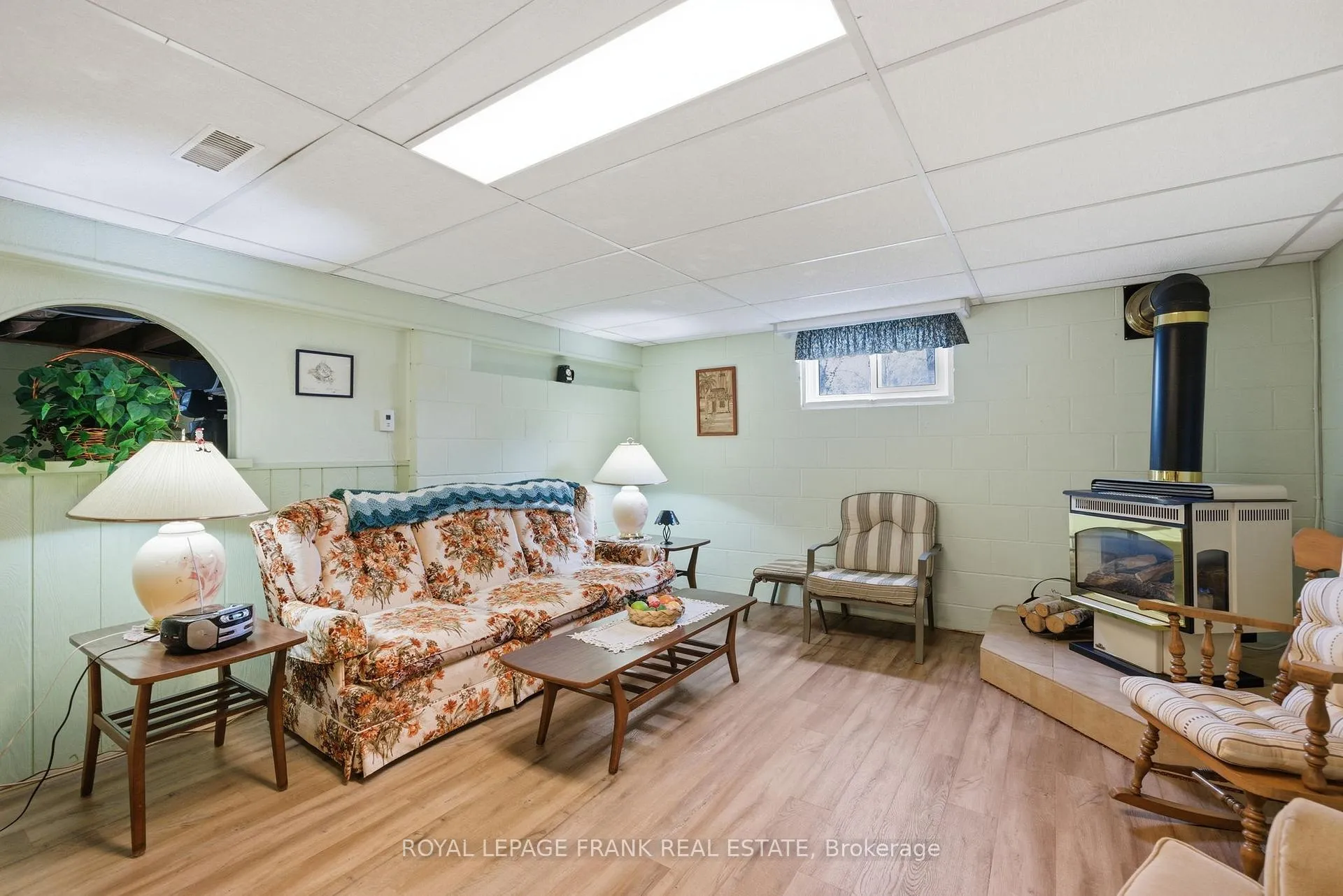 Photo 30 of 958 Eldon Road, Kawartha Lakes, Oakwood — HOMEH