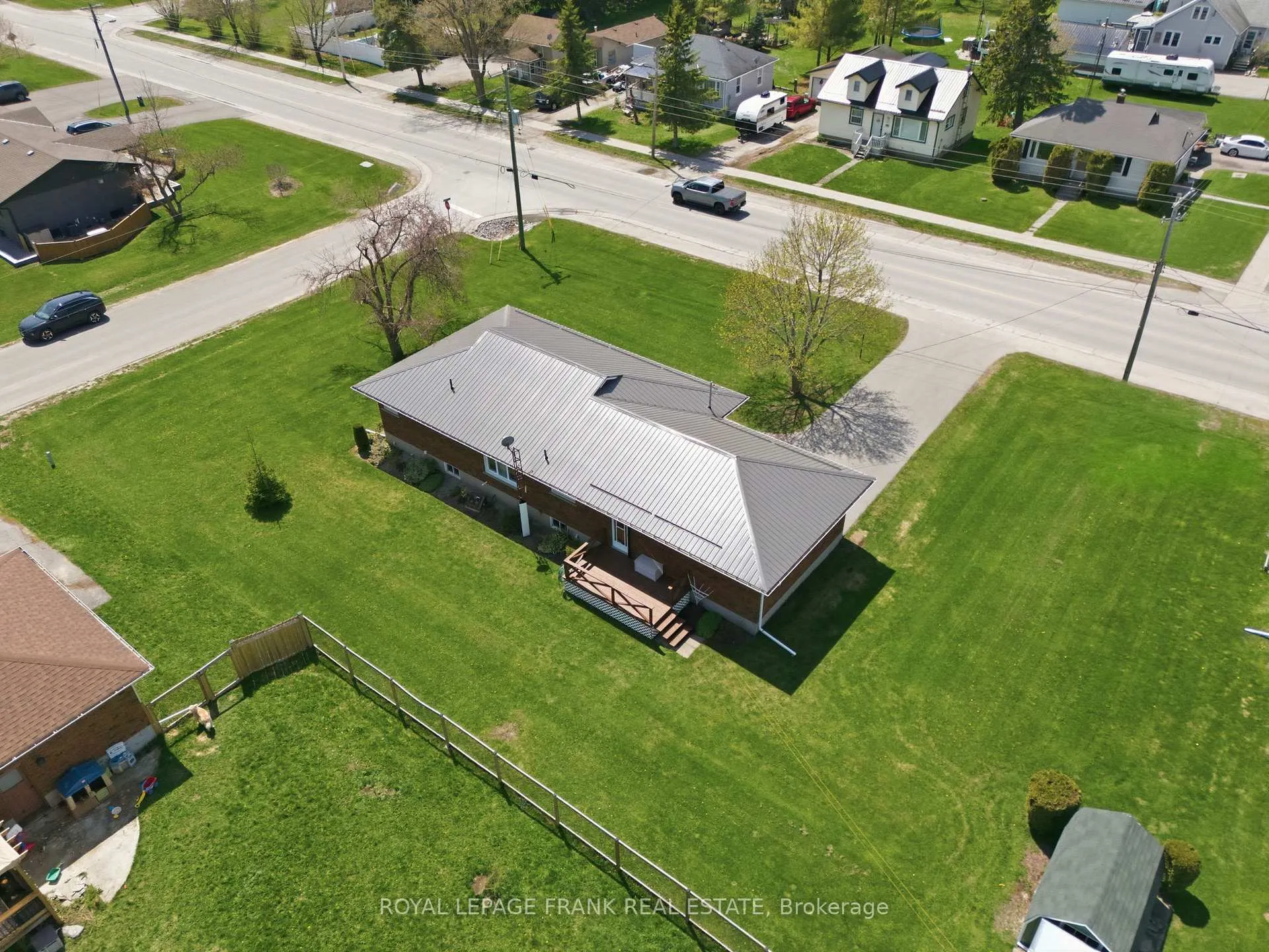 Photo 34 of 958 Eldon Road, Kawartha Lakes, Oakwood — HOMEH