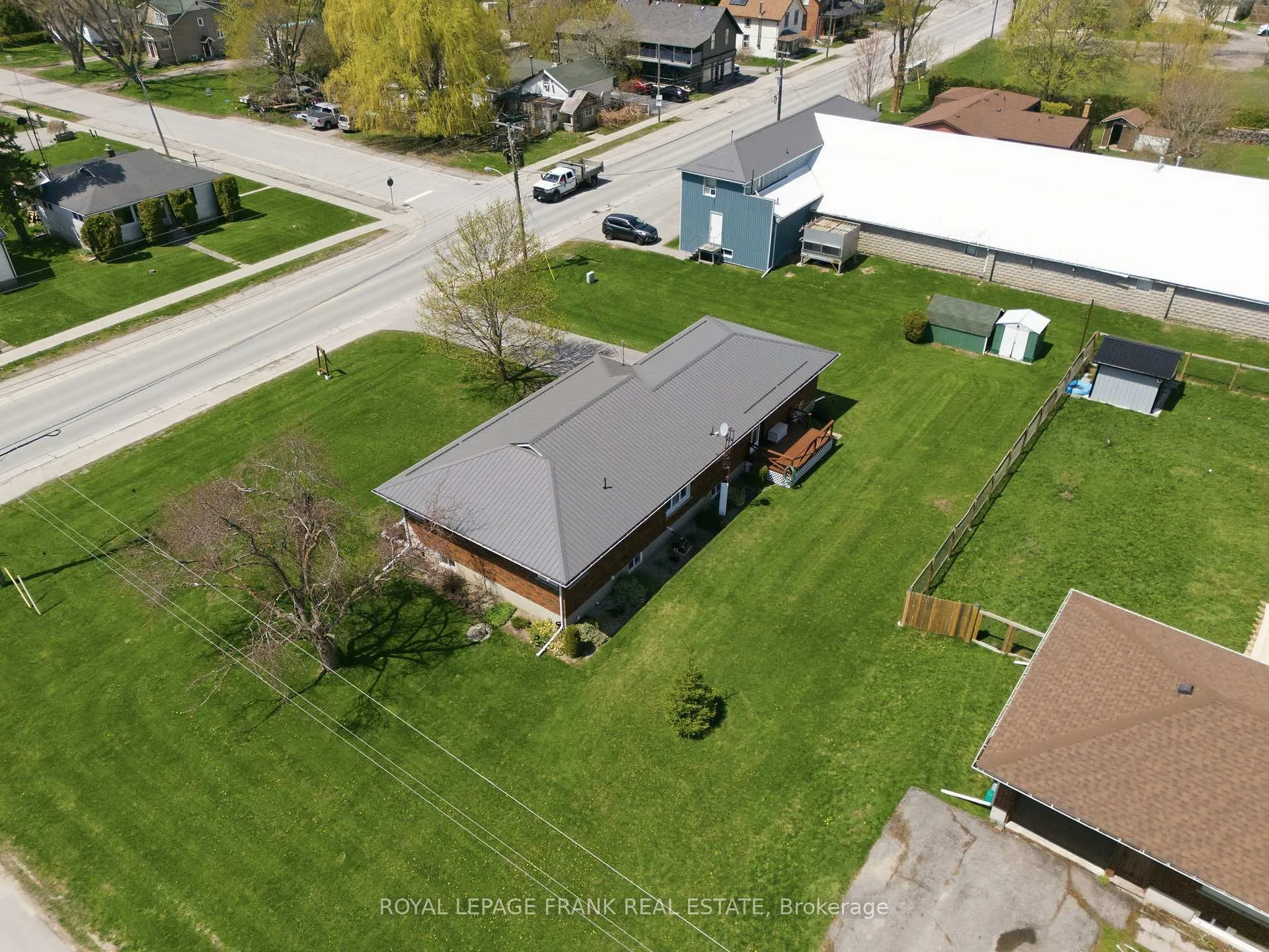 Photo 36 of 958 Eldon Road, Kawartha Lakes, Oakwood — HOMEH