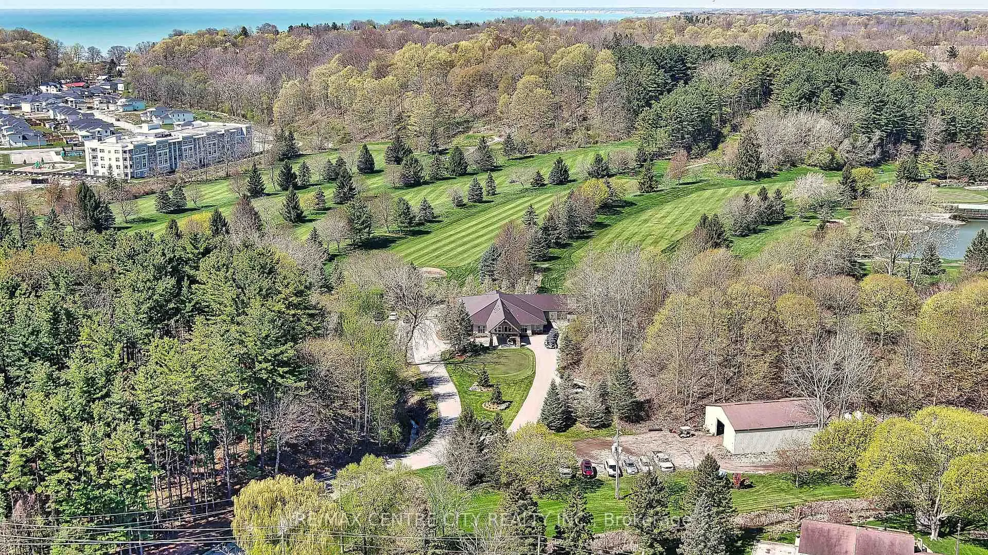 Photo 29 of Unit 29, 301 Carlow Road, Central Elgin, Port Stanley — HOMEH