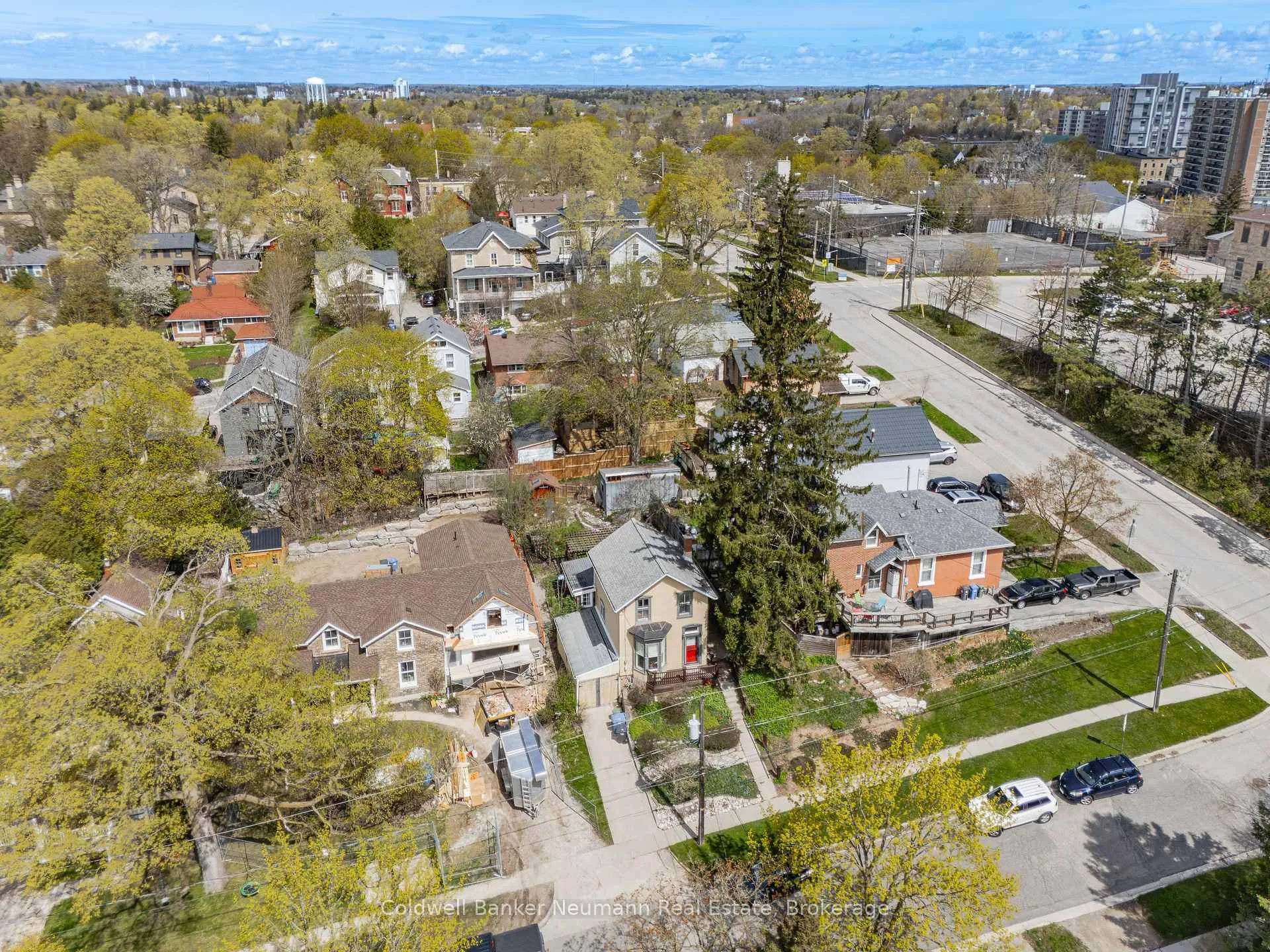 Photo 10 of 7 Durham Street, Guelph, Downtown — HOMEH