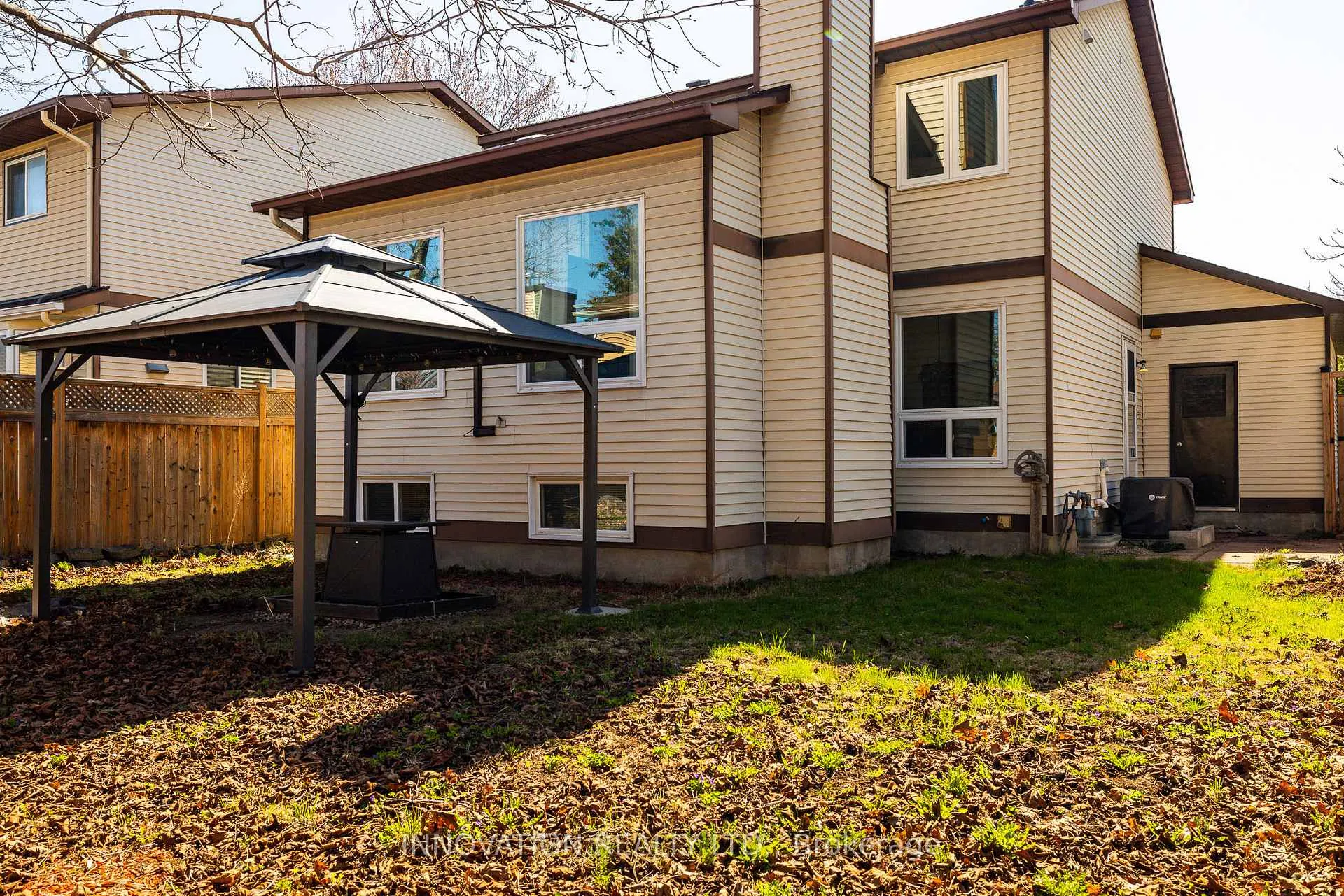Photo 8 of 42 Liston Crescent, Ottawa, Kanata - Katimavik — HOMEH