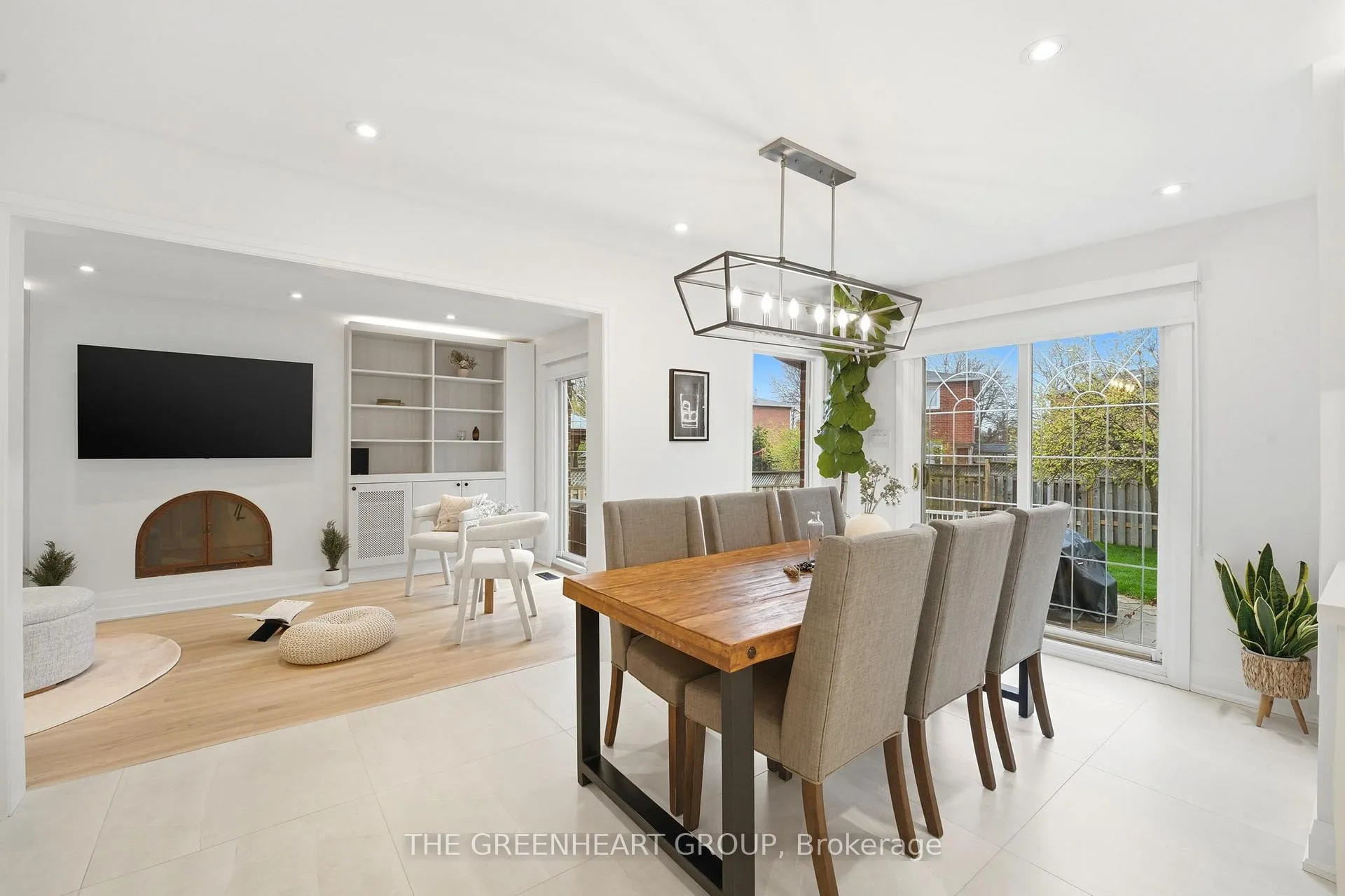Photo 12 of 32 Sonny Street, Vaughan, Maple — HOMEH