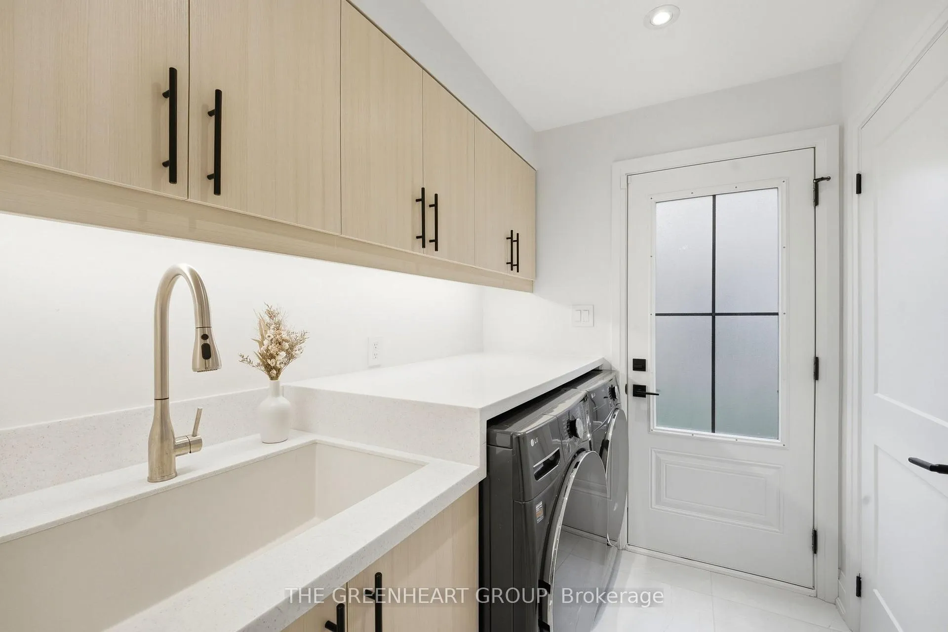 Photo 14 of 32 Sonny Street, Vaughan, Maple — HOMEH