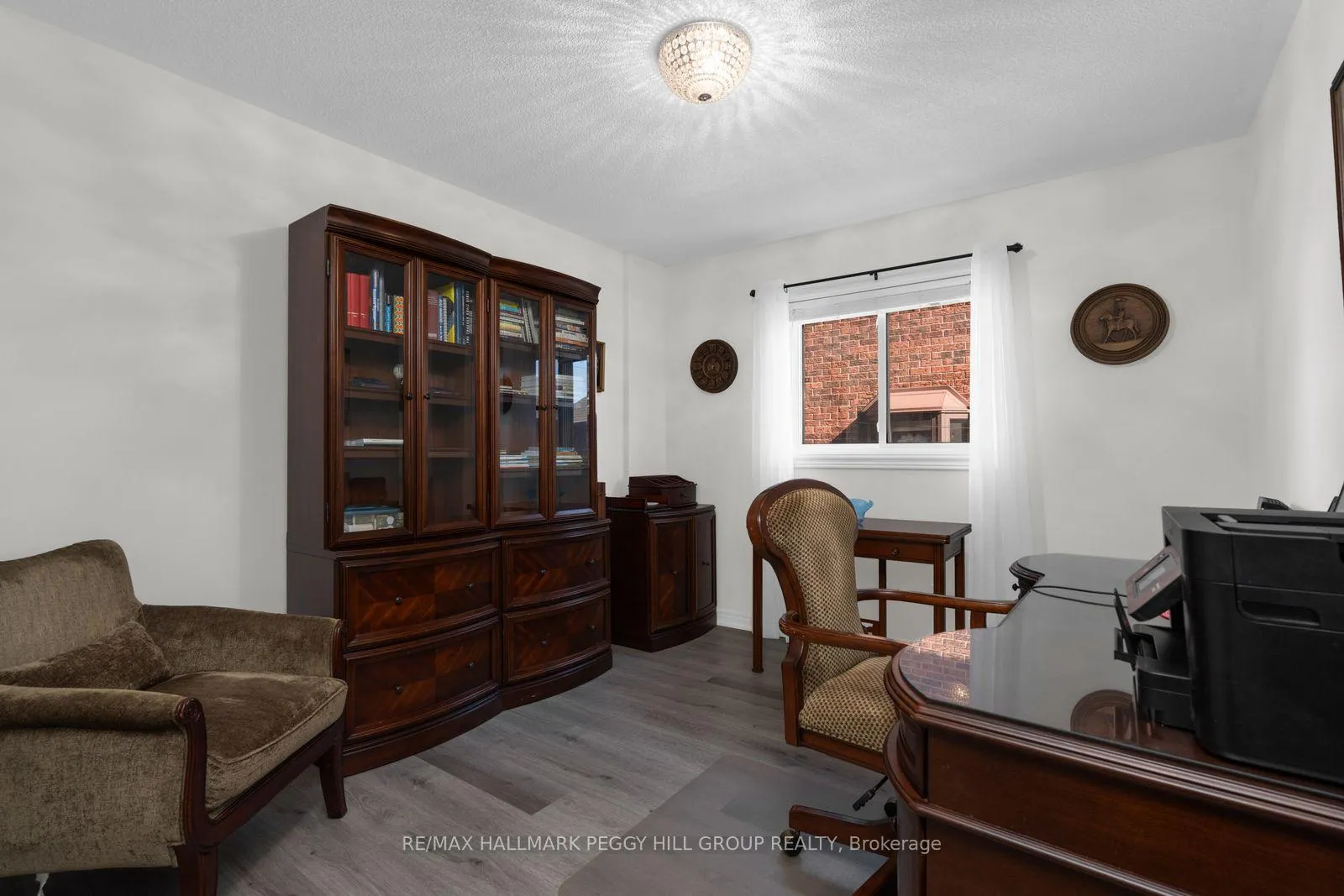 Photo 8 of 142 Ferndale Drive S, Barrie, Ardagh — HOMEH