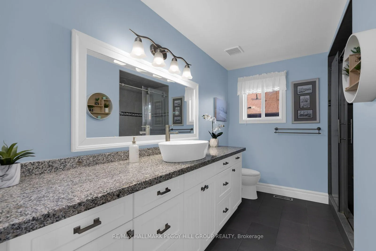 Photo 17 of 142 Ferndale Drive S, Barrie, Ardagh — HOMEH