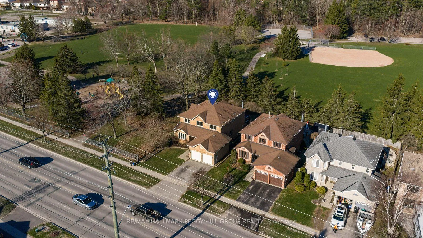 Photo 30 of 142 Ferndale Drive S, Barrie, Ardagh — HOMEH