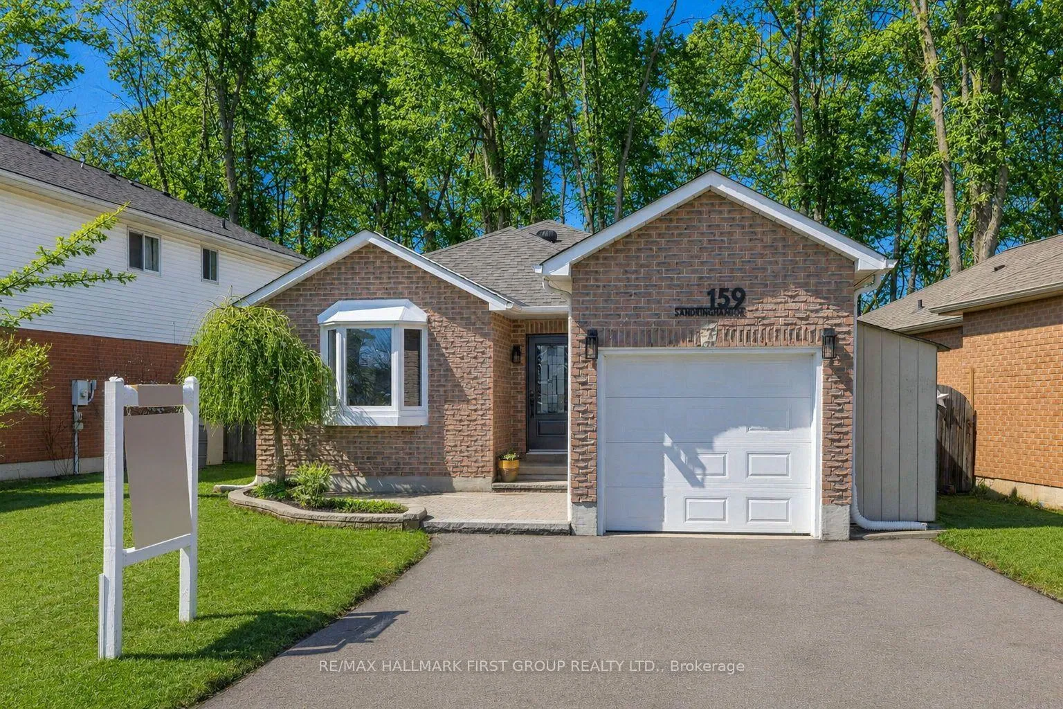 Photo 1 of 159 Sandringham Drive, Clarington, Courtice — HOMEH