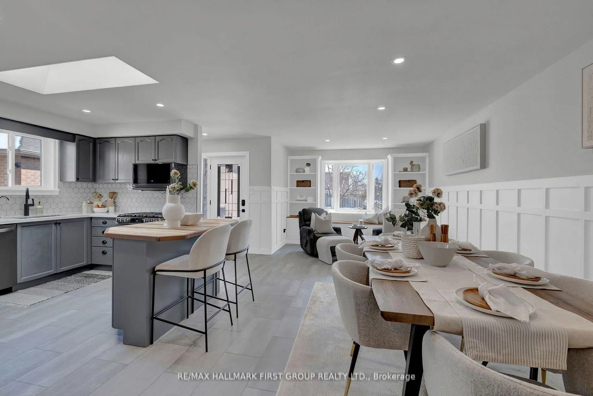 Photo 14 of 159 Sandringham Drive, Clarington, Courtice — HOMEH