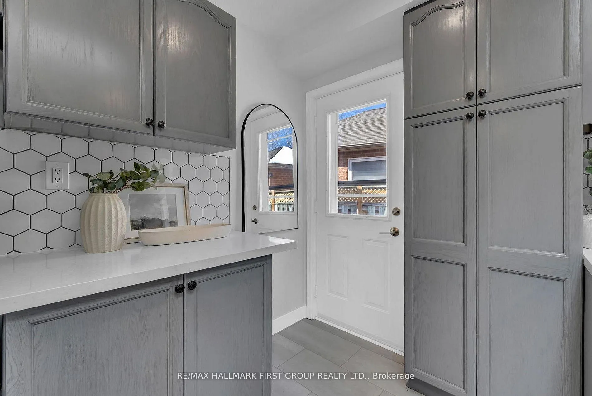 Photo 17 of 159 Sandringham Drive, Clarington, Courtice — HOMEH