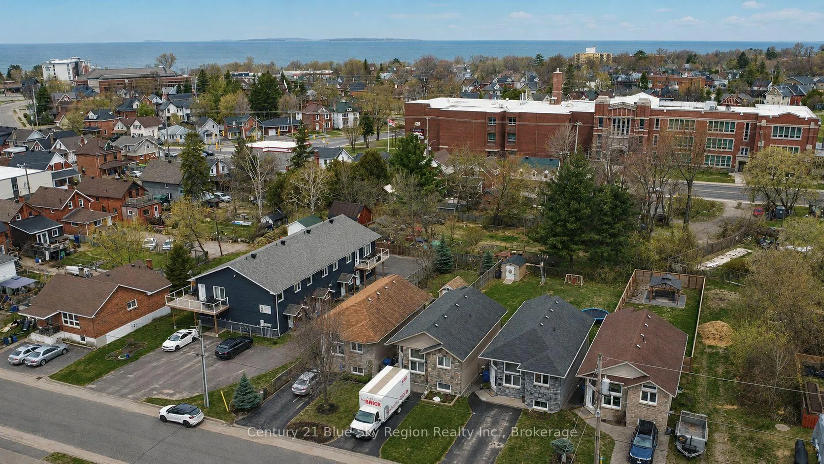 Photo 2 of 545 Ann Street, North Bay, Central — HOMEH