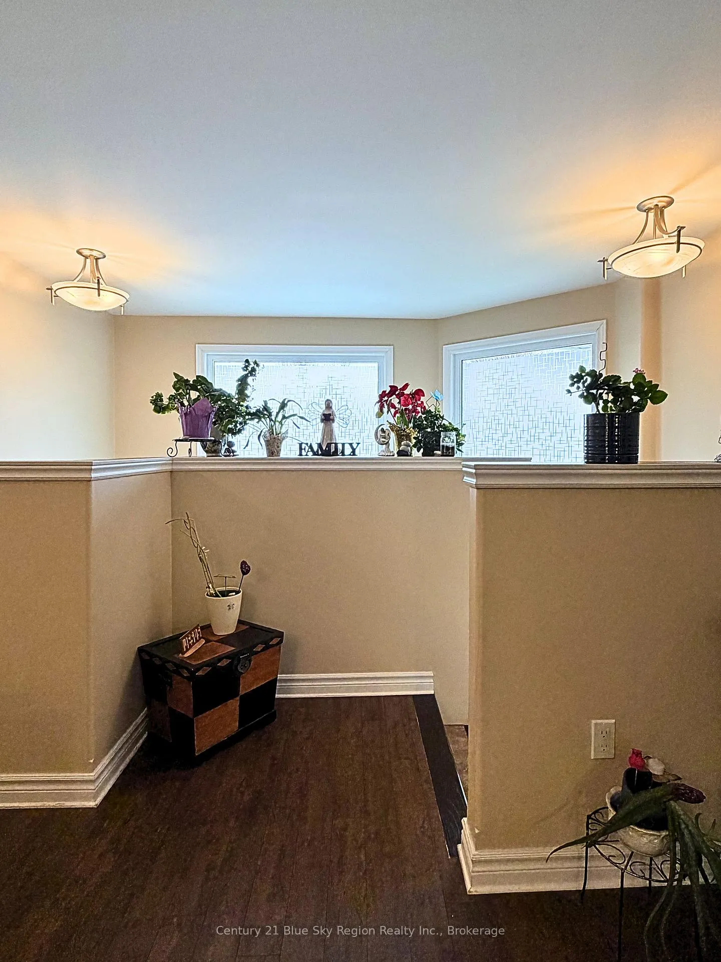 Photo 4 of 545 Ann Street, North Bay, Central — HOMEH