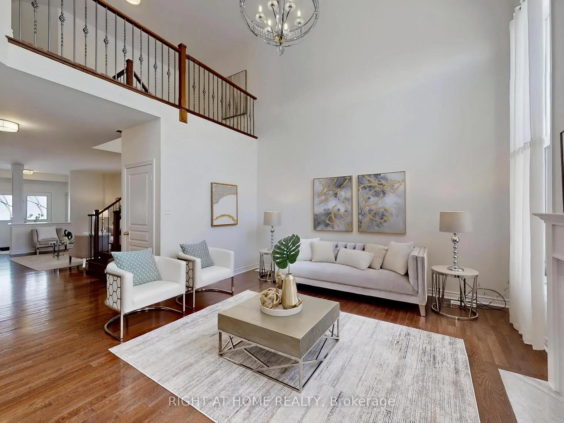 Photo 14 of 20 Charlemagne Avenue, Barrie, Innis-Shore — HOMEH