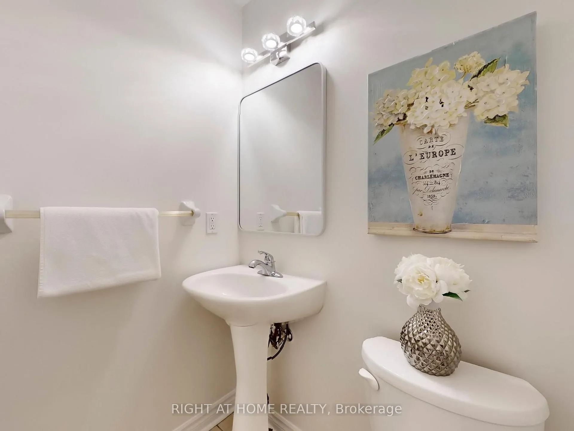 Photo 36 of 20 Charlemagne Avenue, Barrie, Innis-Shore — HOMEH