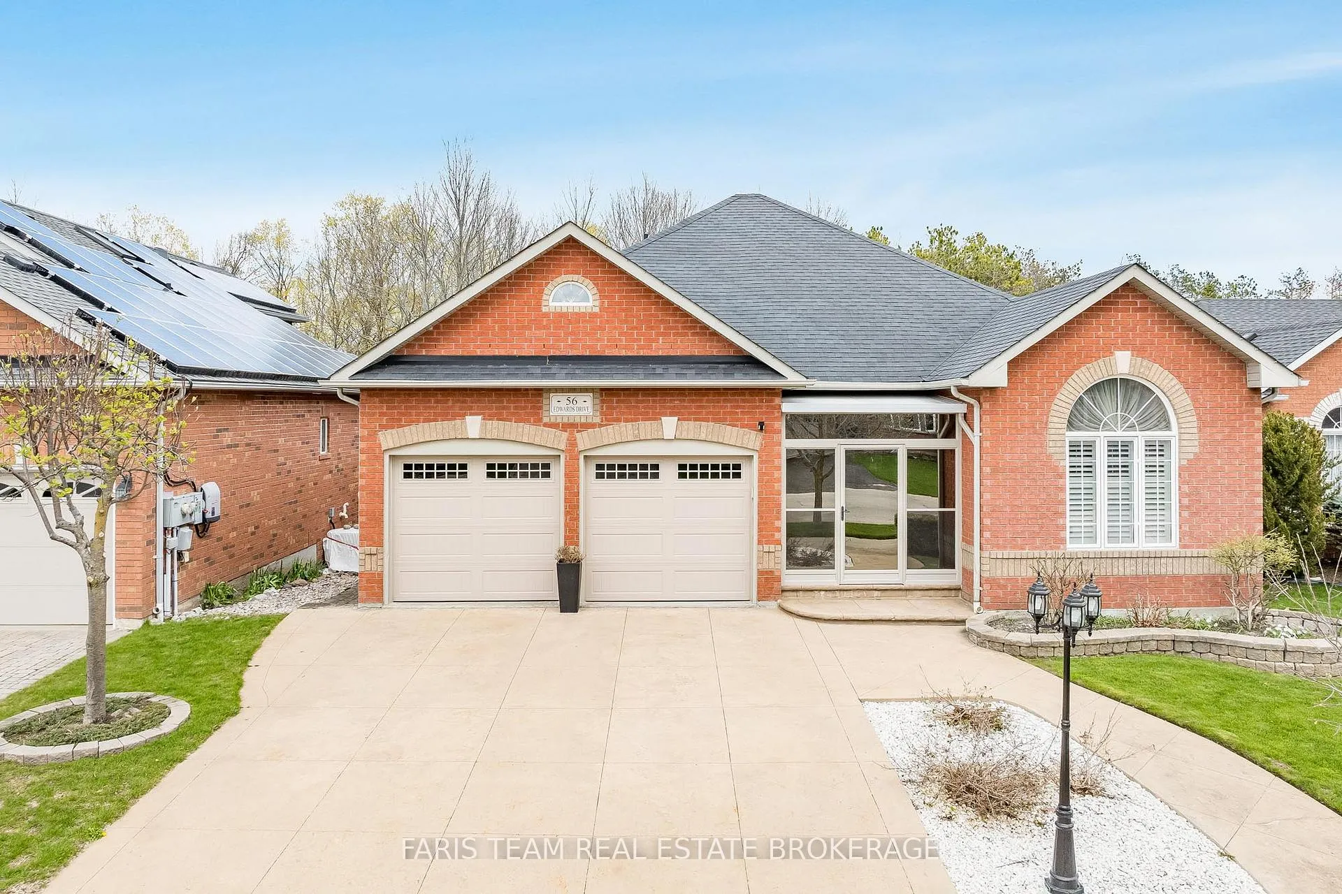 Photo 3 of 56 Edwards Drive, Barrie, Bayshore — HOMEH