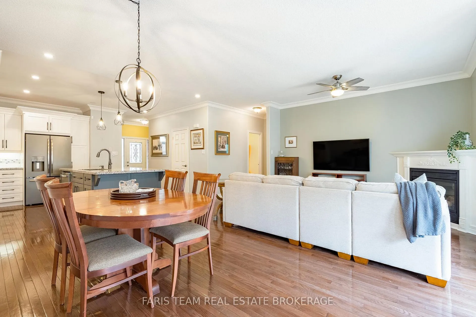 Photo 11 of 56 Edwards Drive, Barrie, Bayshore — HOMEH
