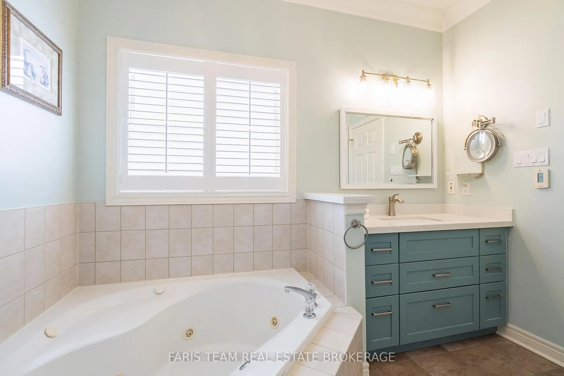 Photo 18 of 56 Edwards Drive, Barrie, Bayshore — HOMEH