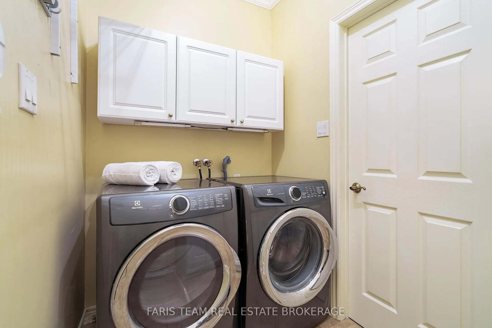 Photo 22 of 56 Edwards Drive, Barrie, Bayshore — HOMEH