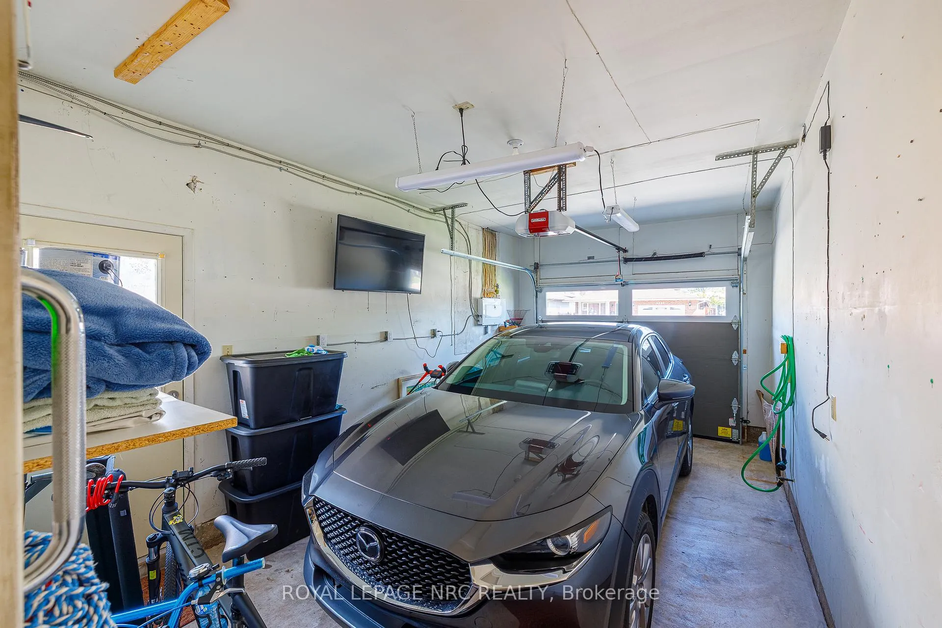 Photo 6 of 5880 Crimson Drive, Niagara Falls, Oldfield — HOMEH