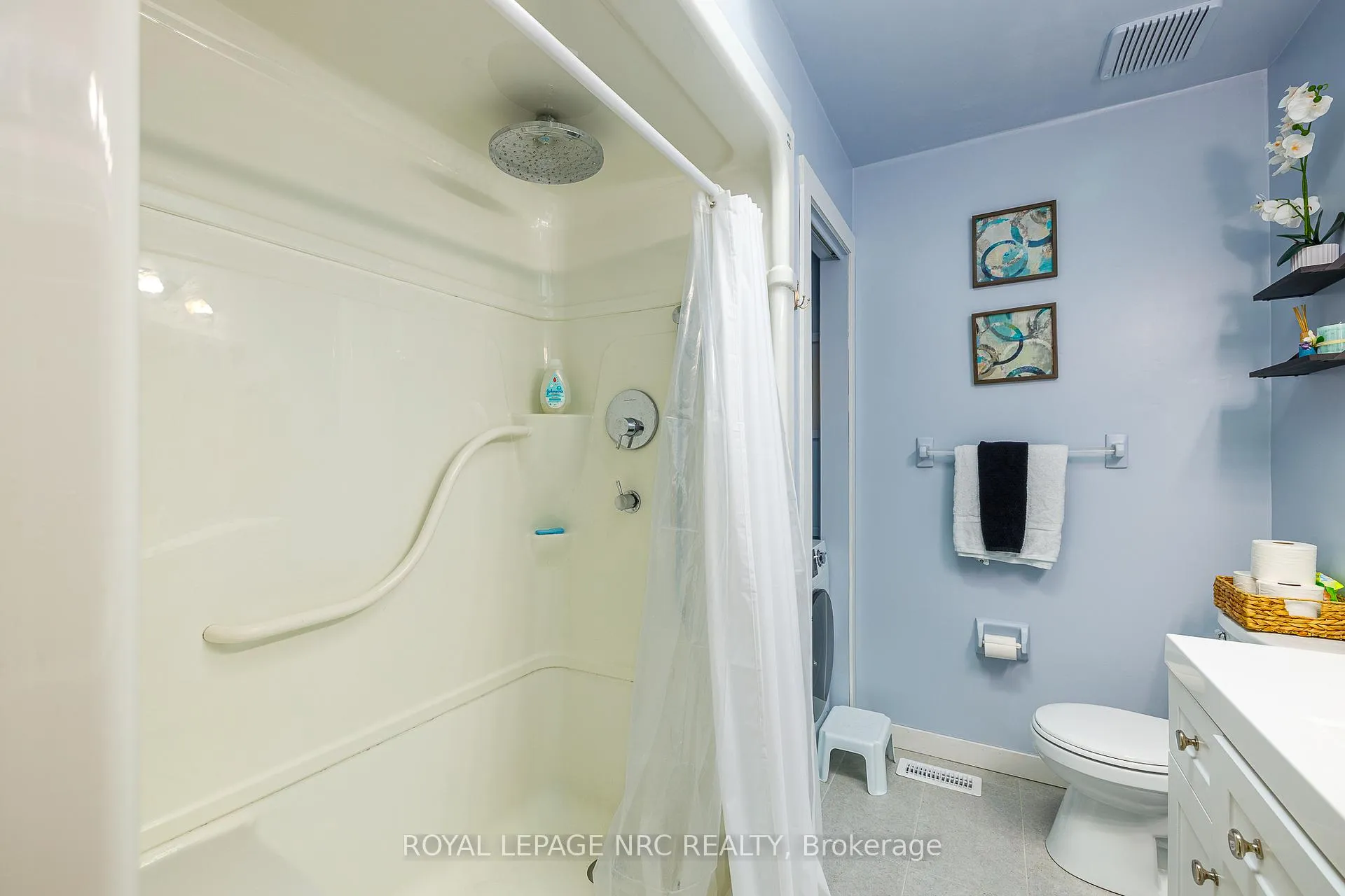 Photo 20 of 5880 Crimson Drive, Niagara Falls, Oldfield — HOMEH