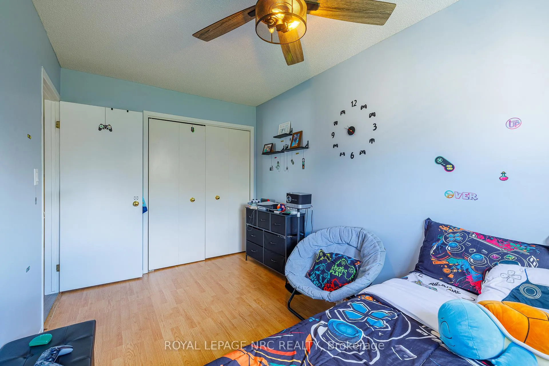 Photo 23 of 5880 Crimson Drive, Niagara Falls, Oldfield — HOMEH