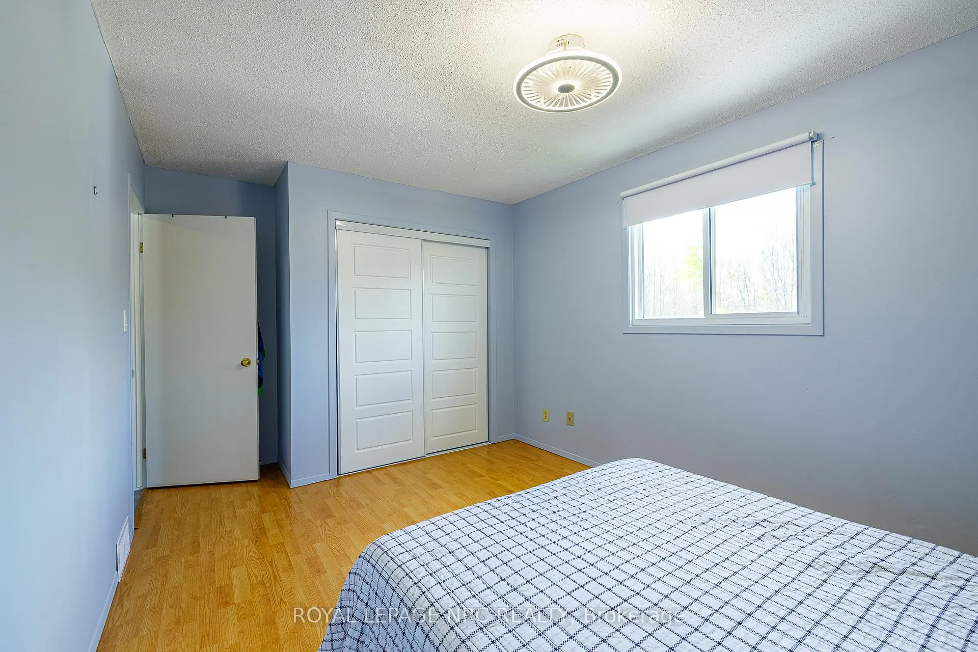 Photo 27 of 5880 Crimson Drive, Niagara Falls, Oldfield — HOMEH